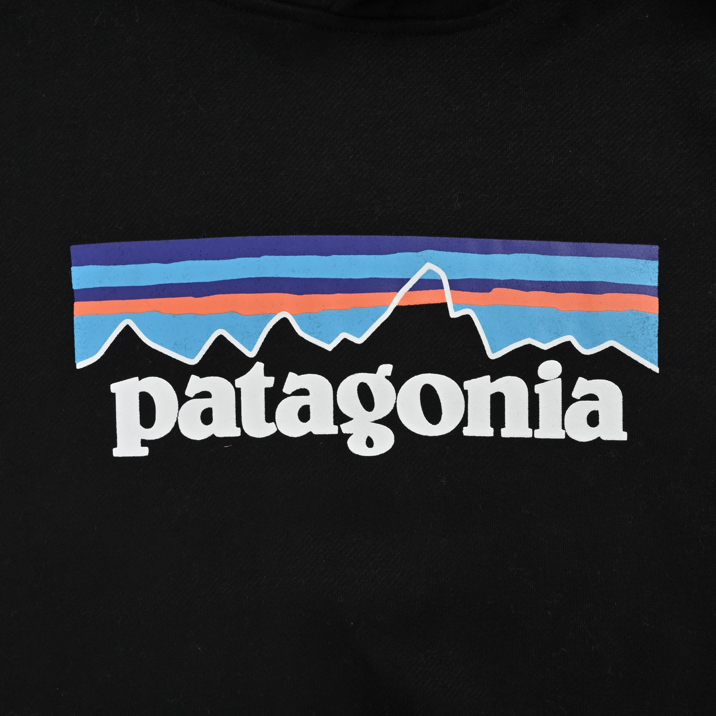 Patagonia/巴塔哥尼亚 P-6 LOGO字母连帽加绒卫衣黑色 午夜蓝 花灰色
