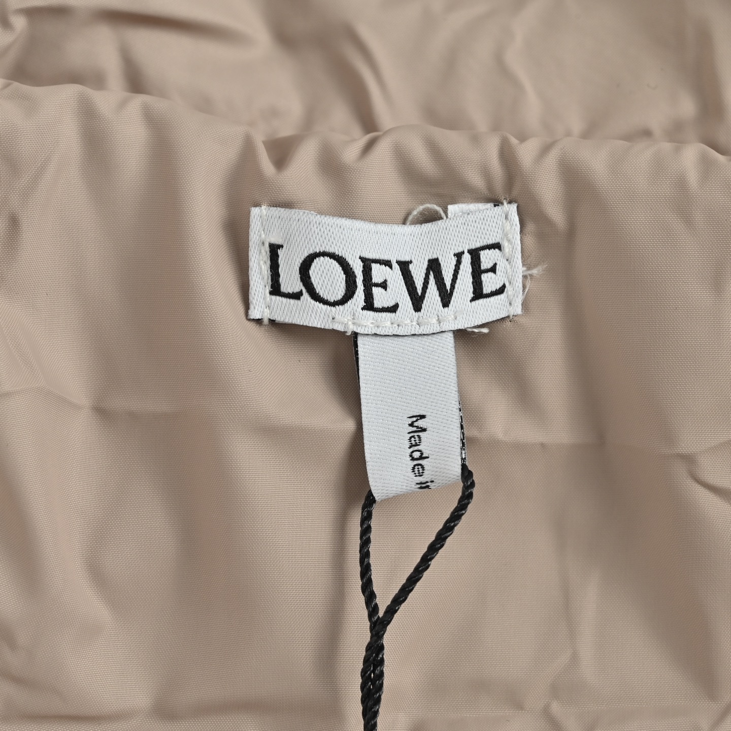 Loewe/罗意威 涂鸦大LOGO羊羔绒连帽外套