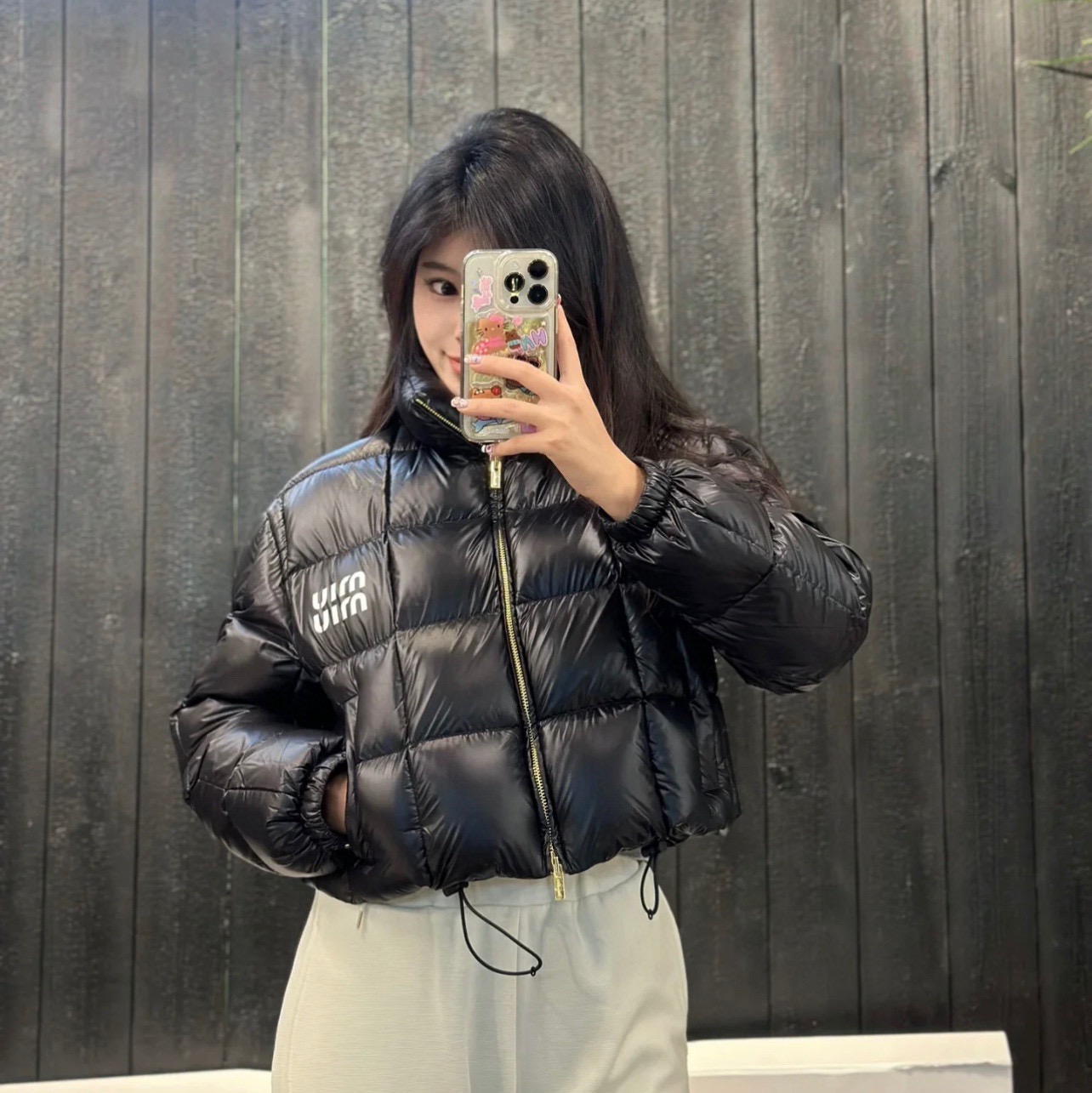 #Miu Miu/缪缪 格子面包短款羽绒服上身效果