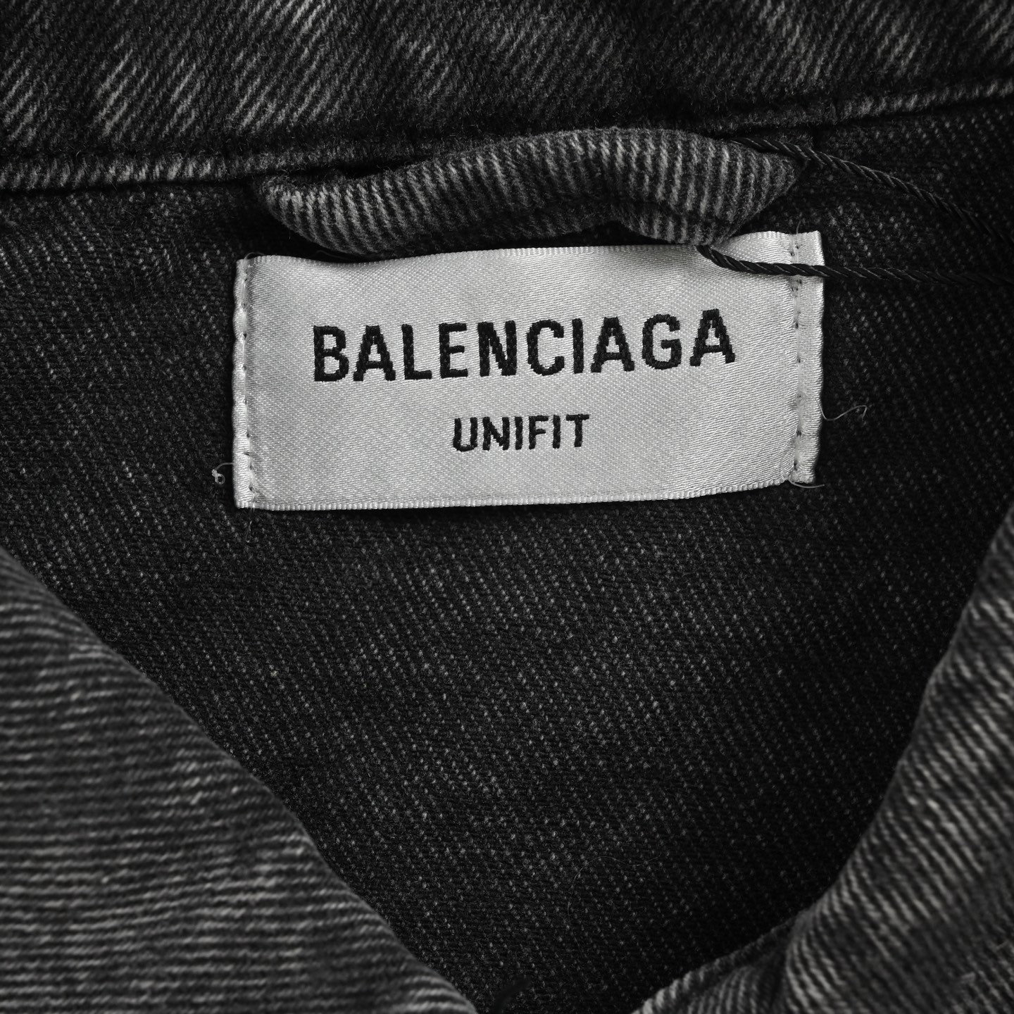 Balenciaga/巴黎世家 后背烫钻字母牛仔外套