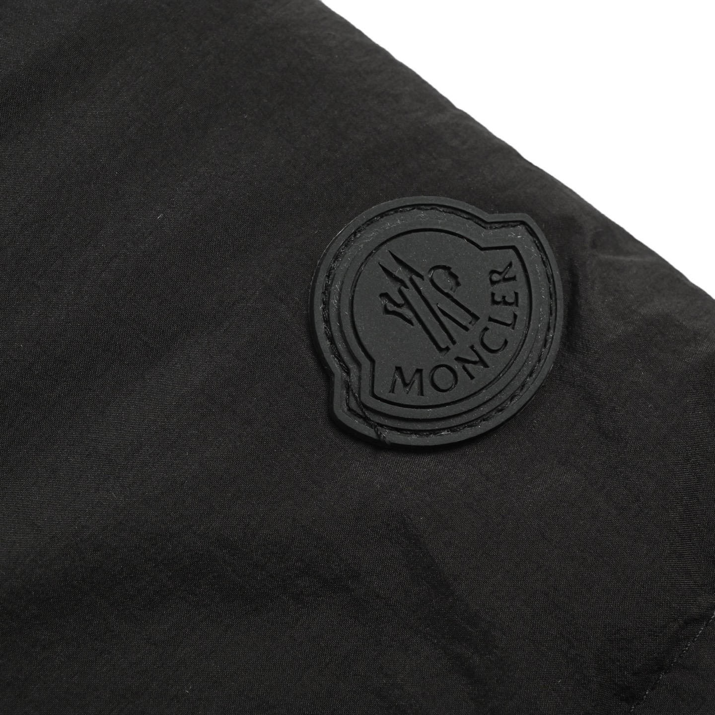 Moncler/蒙口 Fusain连帽羽绒服 黑色 灰色