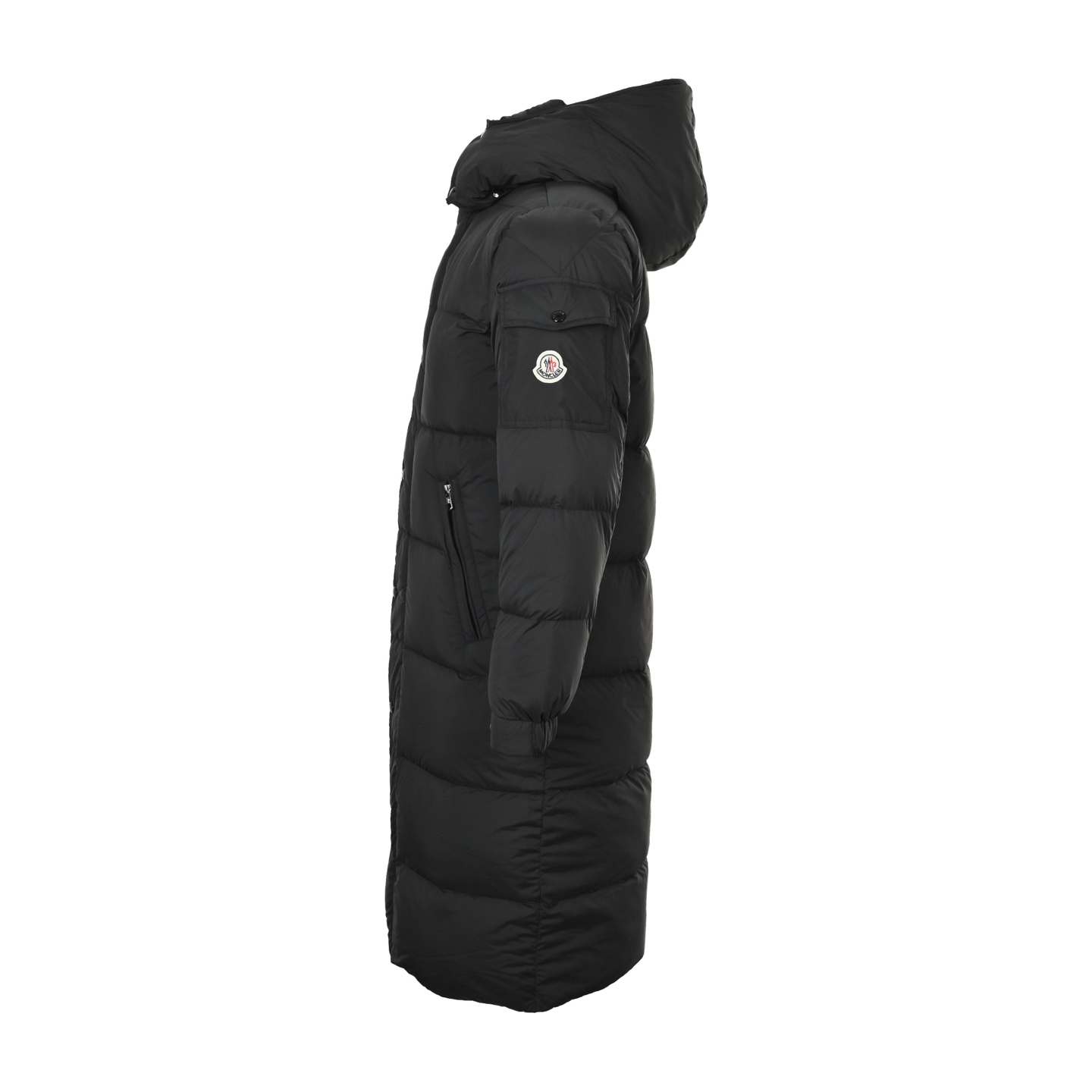 本地自取:💰610 Moncler/蒙口 雾面玛雅长款羽绒服 这款长款羽绒服彰显Moncler的风格特色,采用longuesaison面料制成,longuesaison衬里填充90白鹅绒,可拆卸兜帽,拉链和按扣开合,拉链口袋,衣袖设有贴袋·可调节袖口·抽绳下摆。面料:100%锦纶;里料:100%锦纶,兜帽里料: 100%锦纶;填充物含绒量:90%白鹅绒;装饰除外。 Size:1-4