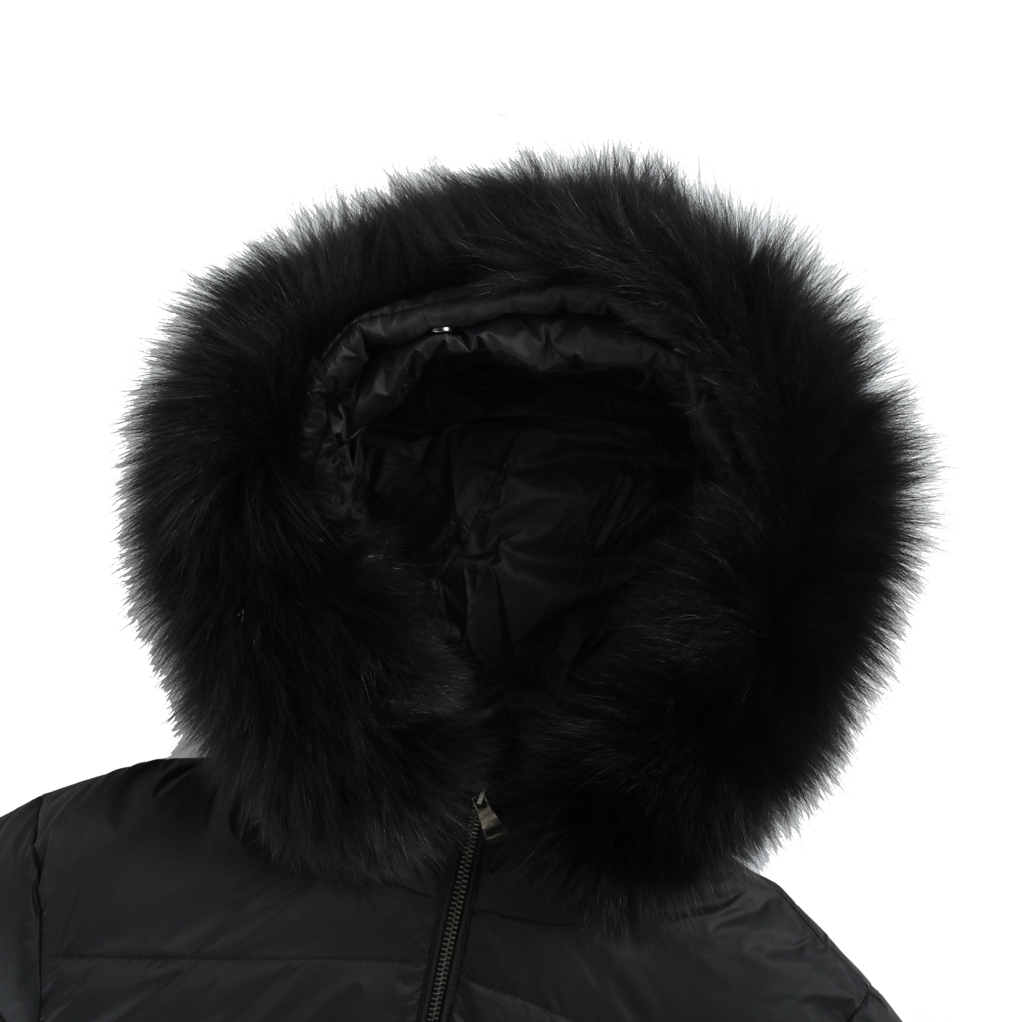 本地自取:💰780
Moncler/蒙口 腰带束腰毛领连帽女士短款羽绒服
Boed女士羽绒夹克采用longue saison面料制成,点缀皮毛饰边,提供温暖呵护。
(⚠️芬兰进口狐狸毛领,毛领当然要大一些才好看)
Boed羽绒夹克采用柔美廓形设计,配有精美腰带,打造考究典雅的冬季造型。采用longue saison面料制成,兜帽点缀羊毛饰边。
详情
•采用longue saison面料制成
•Longue saison衬里
•90白鸭绒填充羽绒
•兜帽配有可拆卸羊毛饰边
•双向拉链开合
•松紧腰带,搭配漆面按扣
•拉链开合横向口袋,点缀罗缎滚边
•可调节弹性袖口
Size:1-4 纯女款