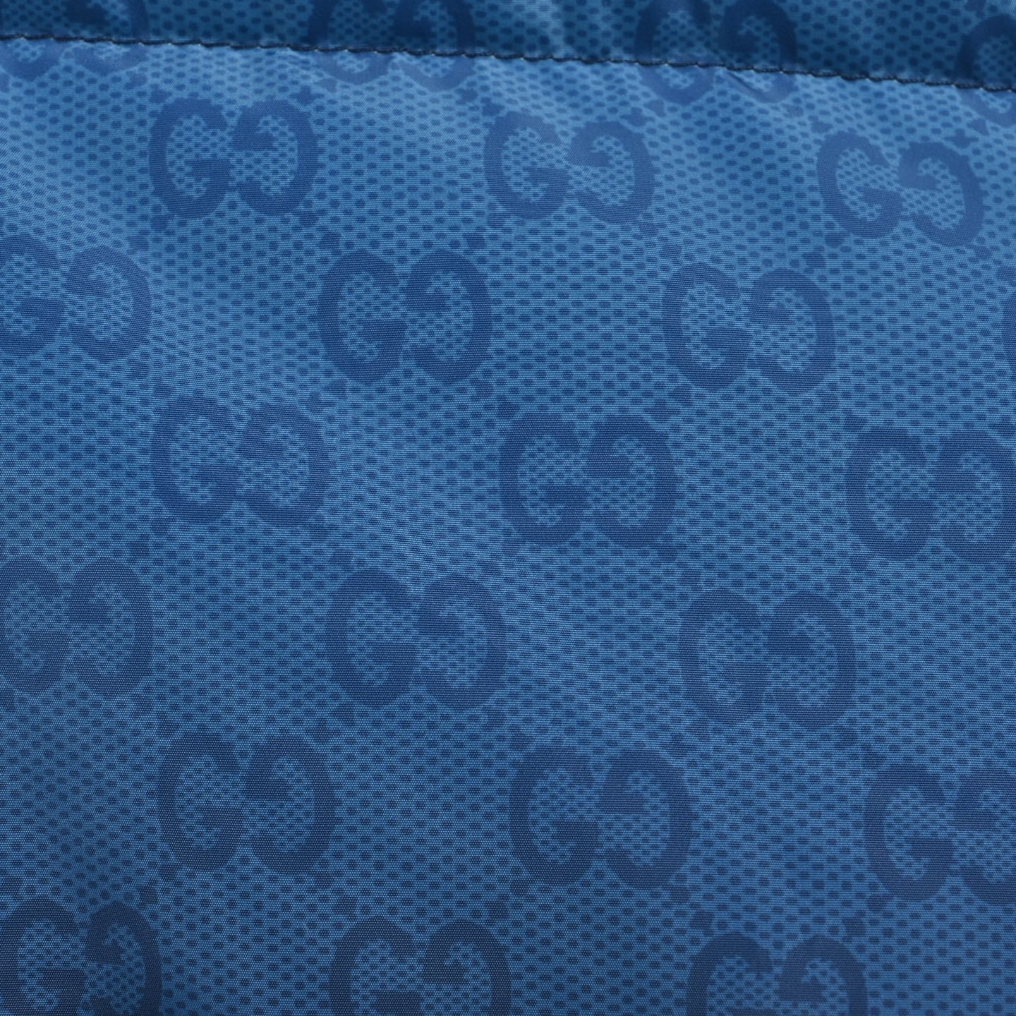Gucci/古驰 25Fw 满印渐变连帽羽绒服 GUCCI渐变羽绒服 蓝深蓝渐变