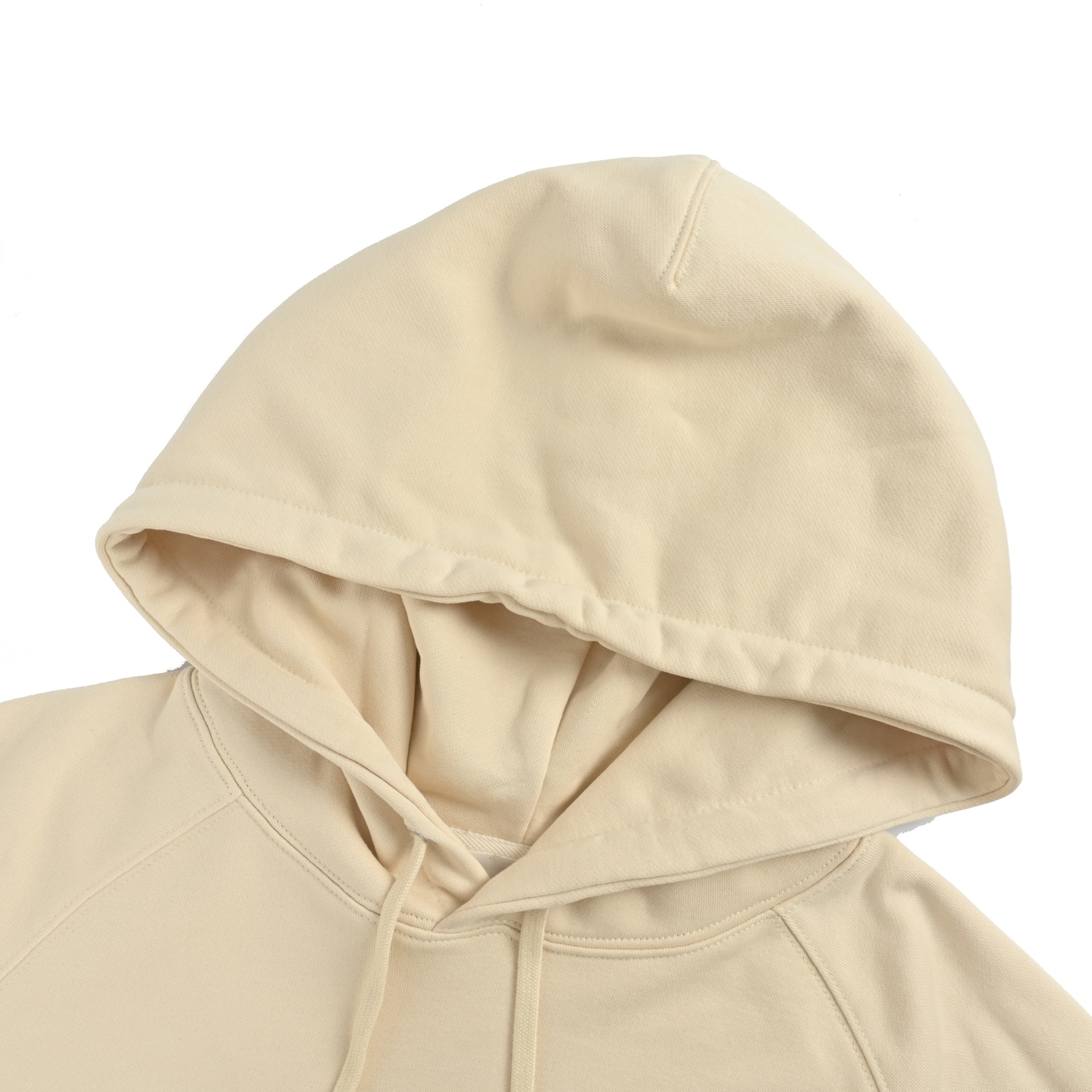 :💰240
Ami 钩针刺绣字母连帽卫衣
抛开一切乱七八糟的话术 我们直接来到商品参数:
✅ 380g定制粗糙手感面料
✅正确同色定染帽绳 搭配正确2孔吊钟 帽绳克重800g高密度纯棉 市面的帽绳只有200g左右 高品质的卫衣一大细节就是看帽绳 区别市面低货low货
✅螺纹采用500g高克重重磅纯棉螺纹 同缸同色定织定染 与面料无色差 机洗水洗不易变形
✅绣花采用正确立体毛巾绣 形状正确 区别市面平面平绣版本
✅织带采用定染高密高厚度V型织带 对标官网
✅吊牌侧面悬挂 官网正确版本 2025版两张水洗唛 区别市面3张4张的乱贴错误版本
✅版型遵照官网 全球购上架无压力
✅正确12c高克重包装
Size:S-XL
颜色:黑色 藏青 杏色 杏红