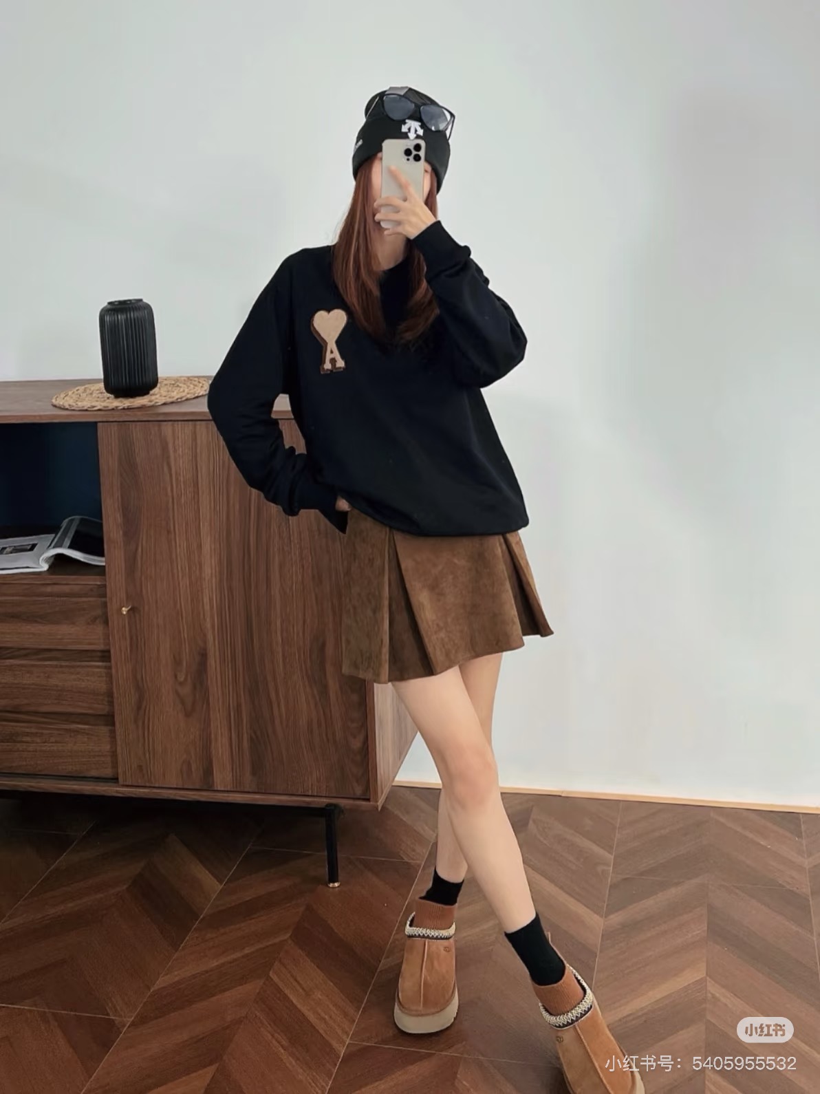 #Ami 重影爱心毛巾绣圆领卫衣上身效果