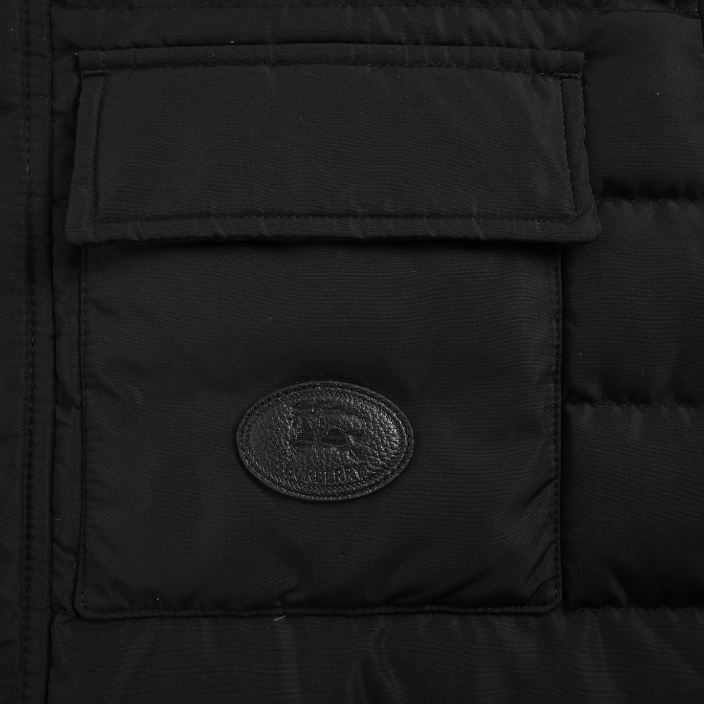 Burberry/巴宝莉 皮章口袋翻领羽绒服