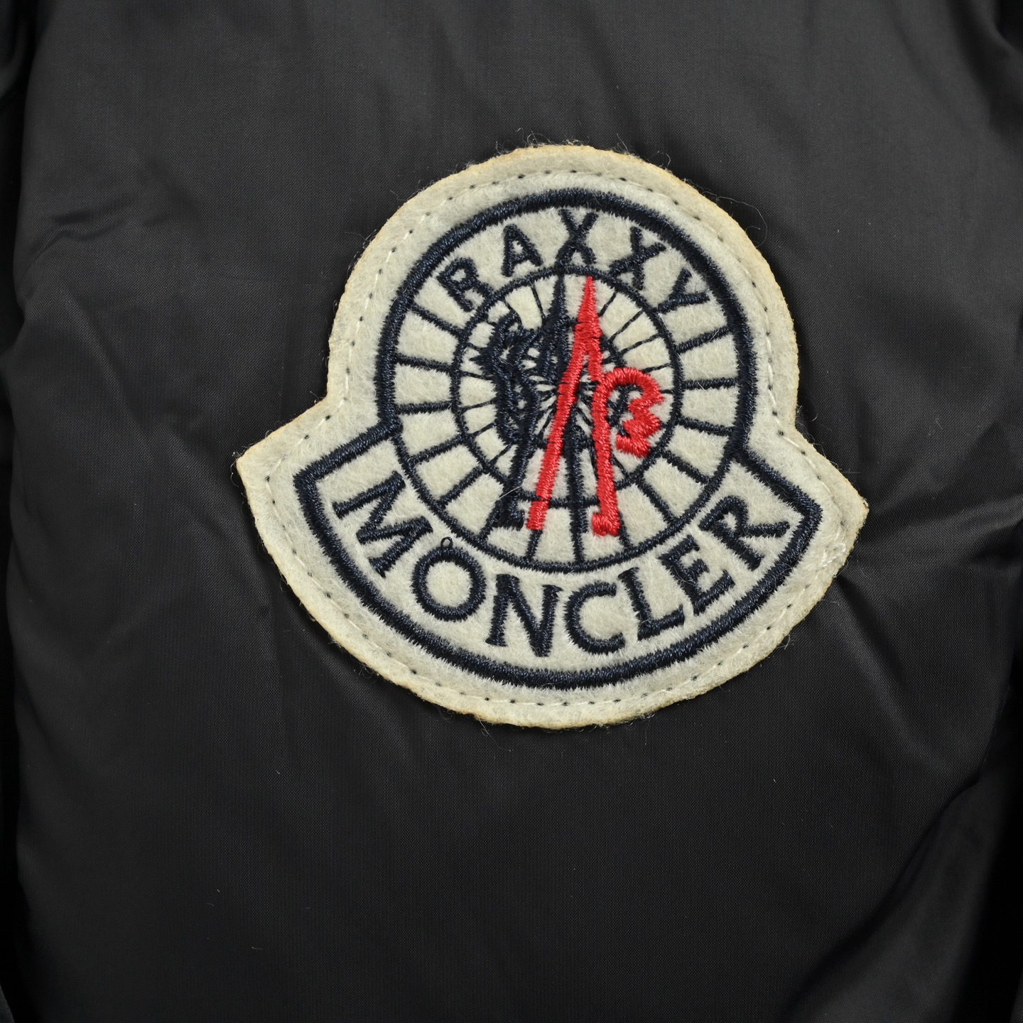Moncler/蒙口 25Fw编织外套羽绒服 Moncler x Christopher Raxxy 明星同款 男女款3D绗缝拉链羽服 黑色 白色 绿色