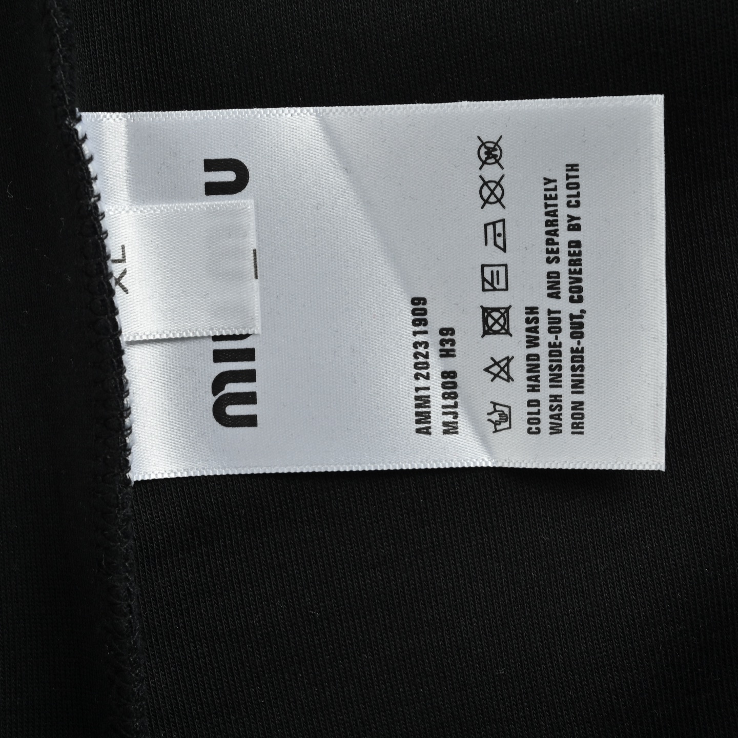 Miu Miu/缪缪 25Fw 后背织带logo提花拼接卫衣黑色 白色
