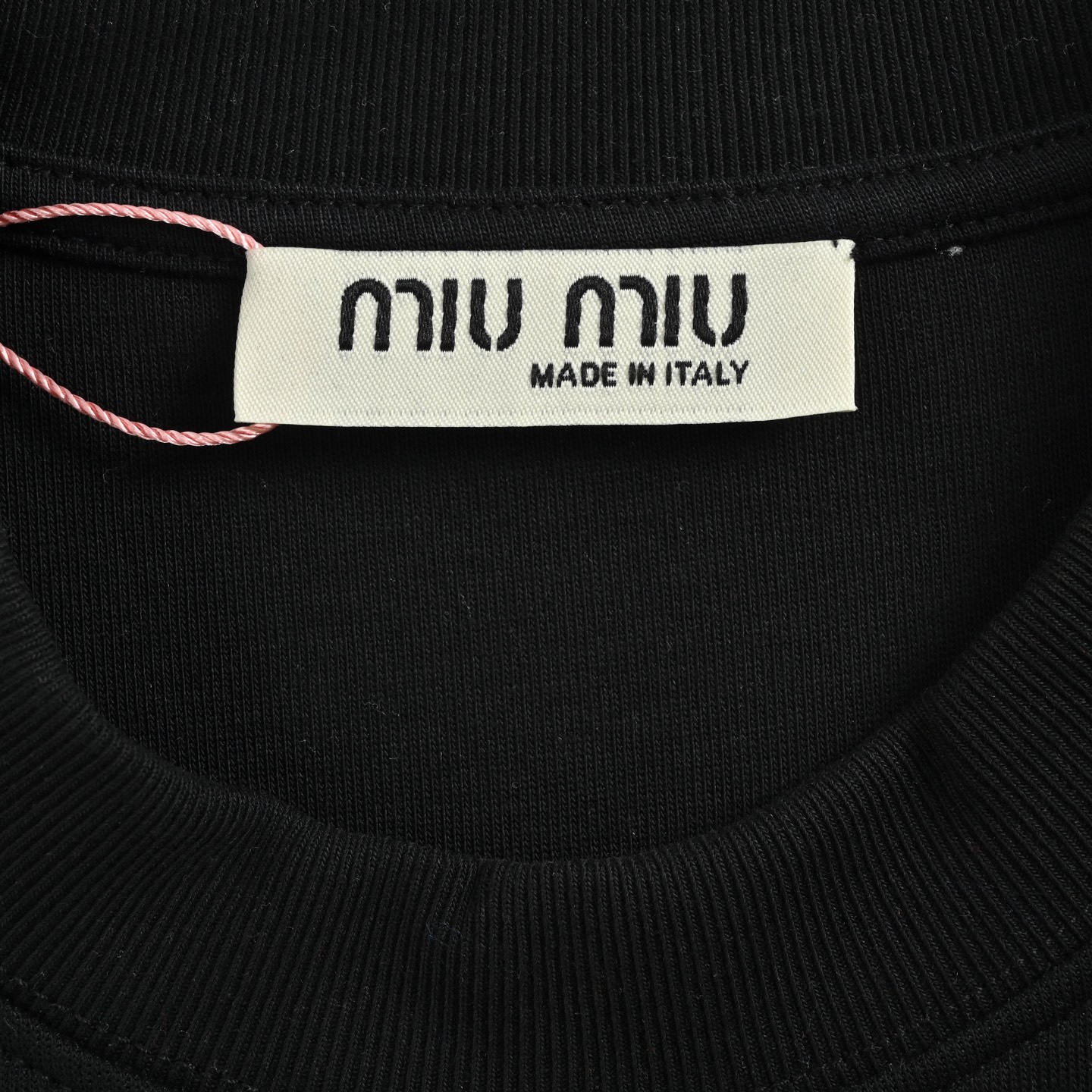 Miu Miu/缪缪 25Fw 后背织带logo提花拼接卫衣黑色 白色