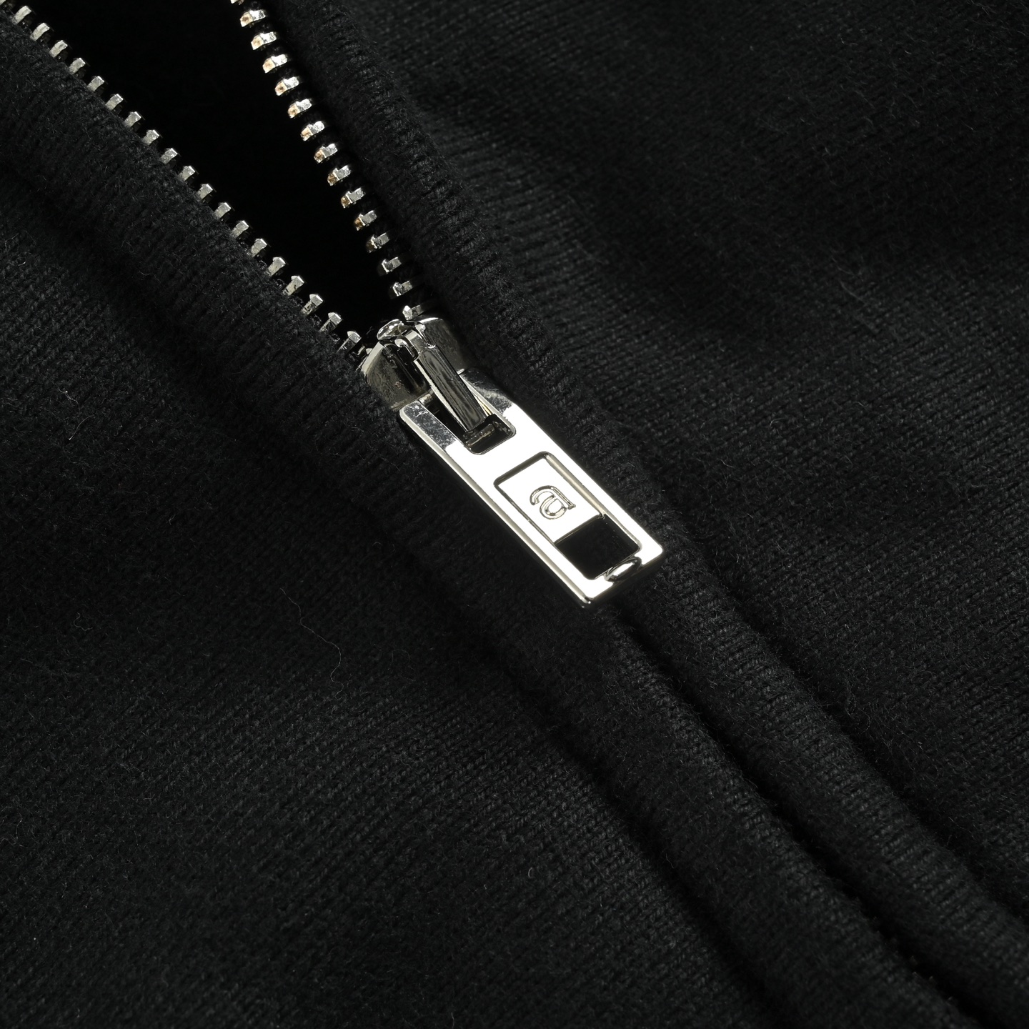 Alexander Wang/亚历山大王 25Fw 纯色廓形拉链连帽外套