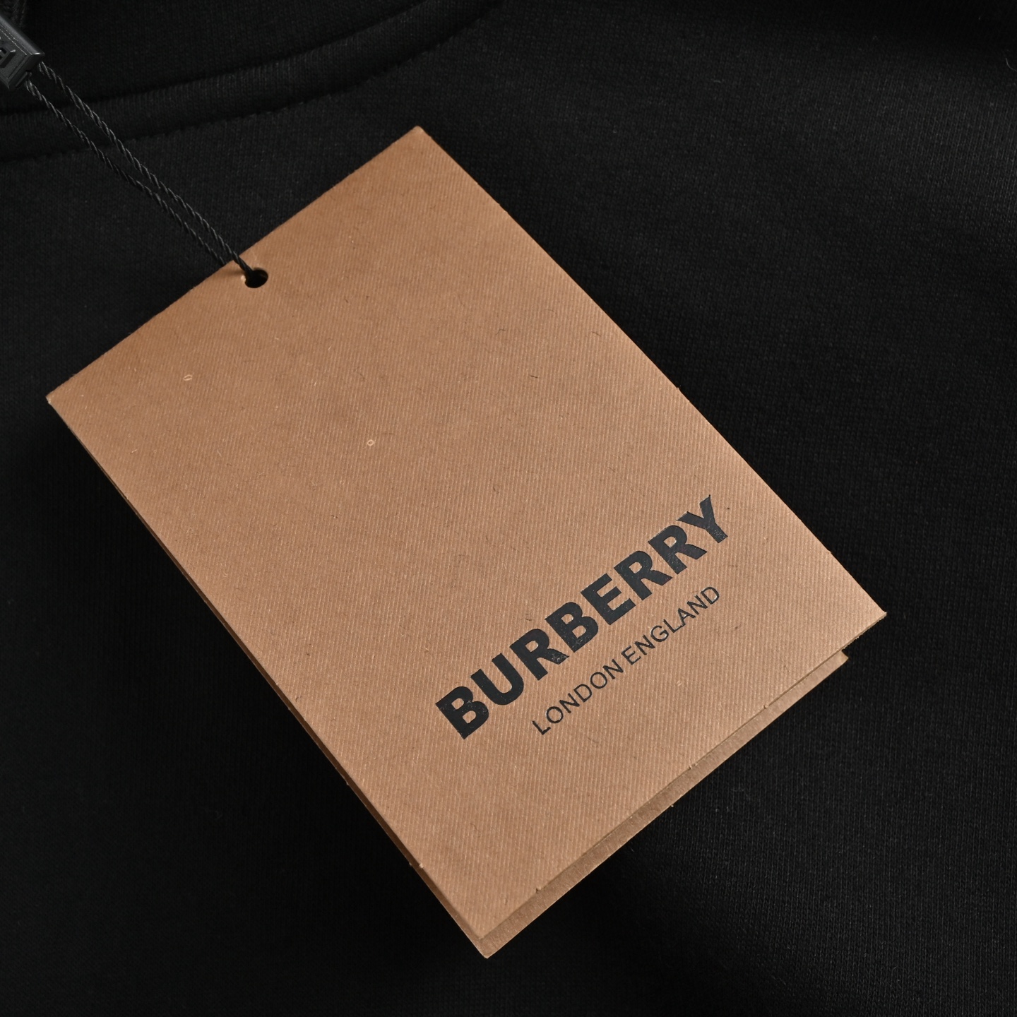 Burberry/巴宝莉 25Fw麦穗战马连帽卫衣
