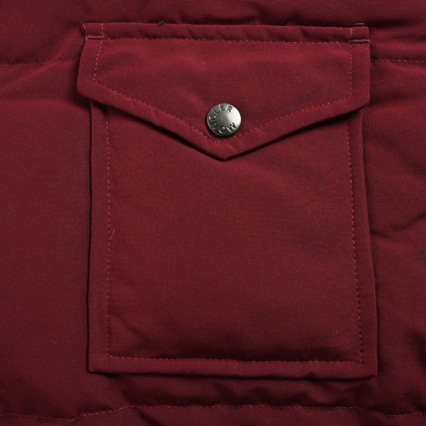 Moncler 蒙口 Gamme Rouge双口袋连帽羽绒服 Moncler Gamme Rouge男士羽绒服-Chinese UA Cheap High Quatity Brand Clothes Bags handbags Sneakers wholesale wholesaler seller from China Factory suppliers Fashion Clothing Shoes best Quality Beautiful Price Moncler 蒙口 Gamme Rouge双口袋连帽羽绒服 Moncler Gamme Rouge男士羽绒服