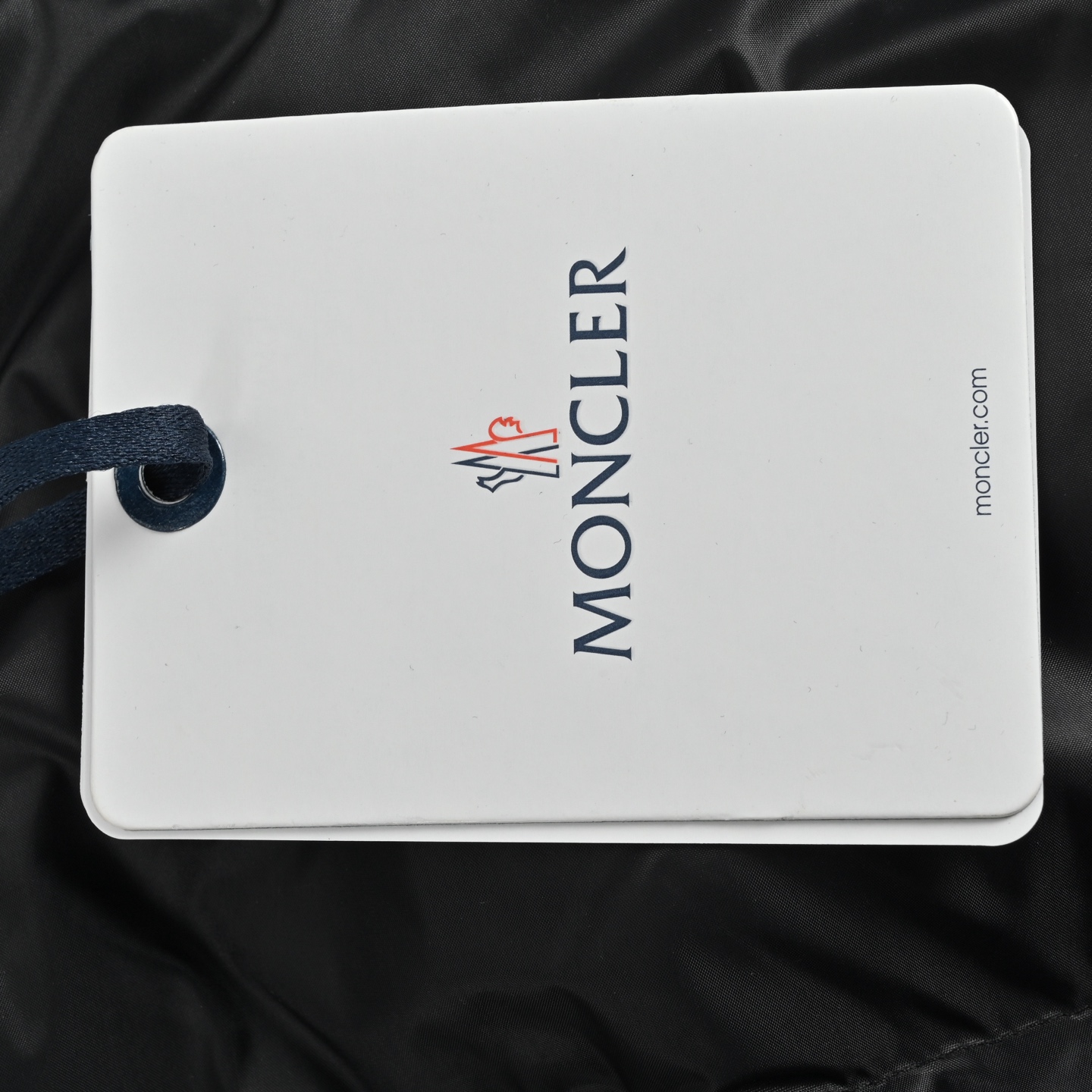 Moncler/蒙口 Gamme Rouge双口袋连帽羽绒服 Moncler Gamme Rouge男士羽绒服 酒红色超