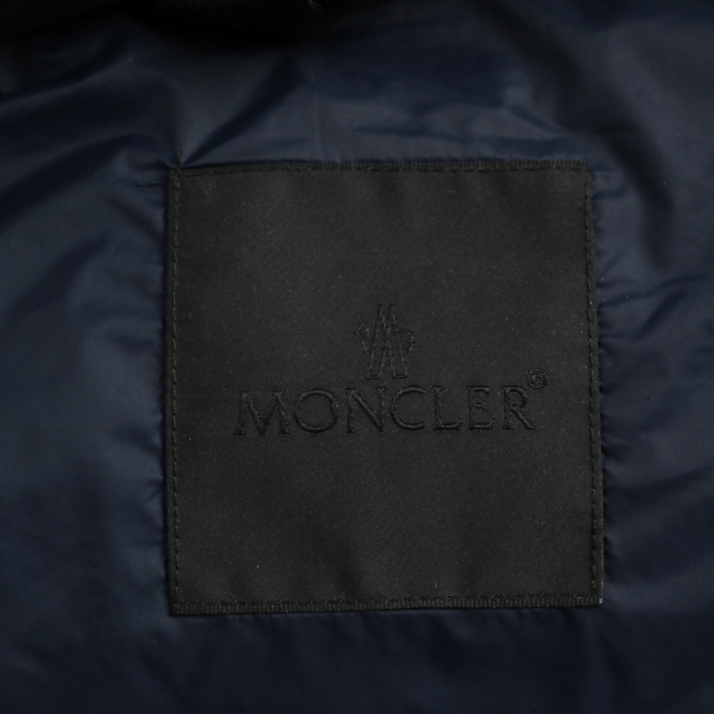 #90绒版本 Moncler/蒙口 CYCLONE 大标袖子可拆卸连帽羽绒服 Moncler Cyclone系列羽绒服