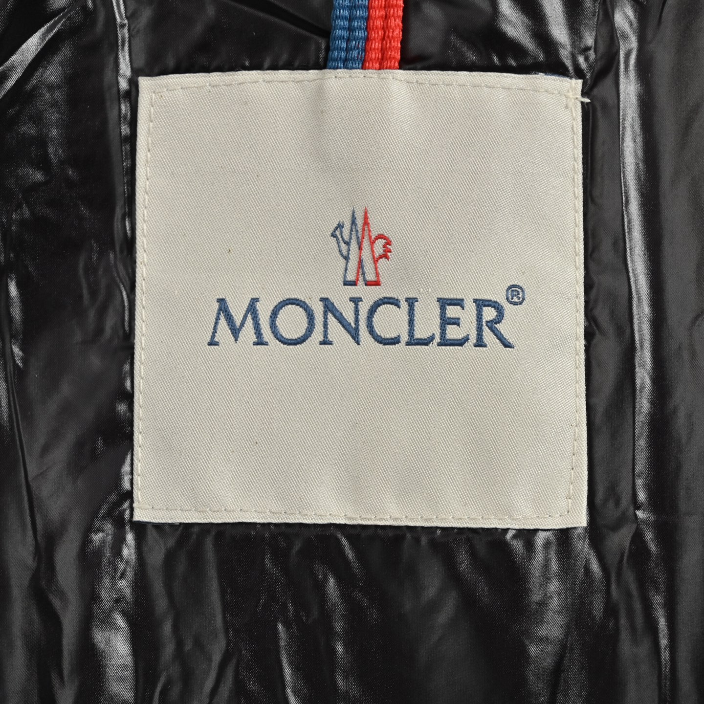 90绒版本 Moncler/蒙口 哑光雾面玛雅连帽羽绒服
