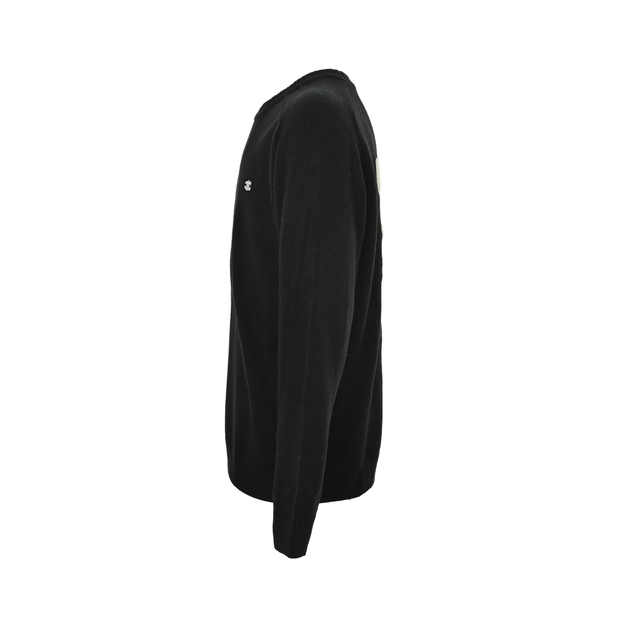 本地自取: 💰260
Celine/赛琳 凯旋门后背字母毛巾绣毛衣
原版杭州国专7900购入,近期的一款热门毛衣,
定纺染纱成分,100%羊毛纱线,
所以裸穿也绝对亲肤超级柔软了,
刺绣采用TAJIMA进口机台加工,后背
定制辅料,做工品质还是非常好的,适合秋冬搭配,版型宽松。
颜色:黑色,白色, 灰色
Size:XS-L