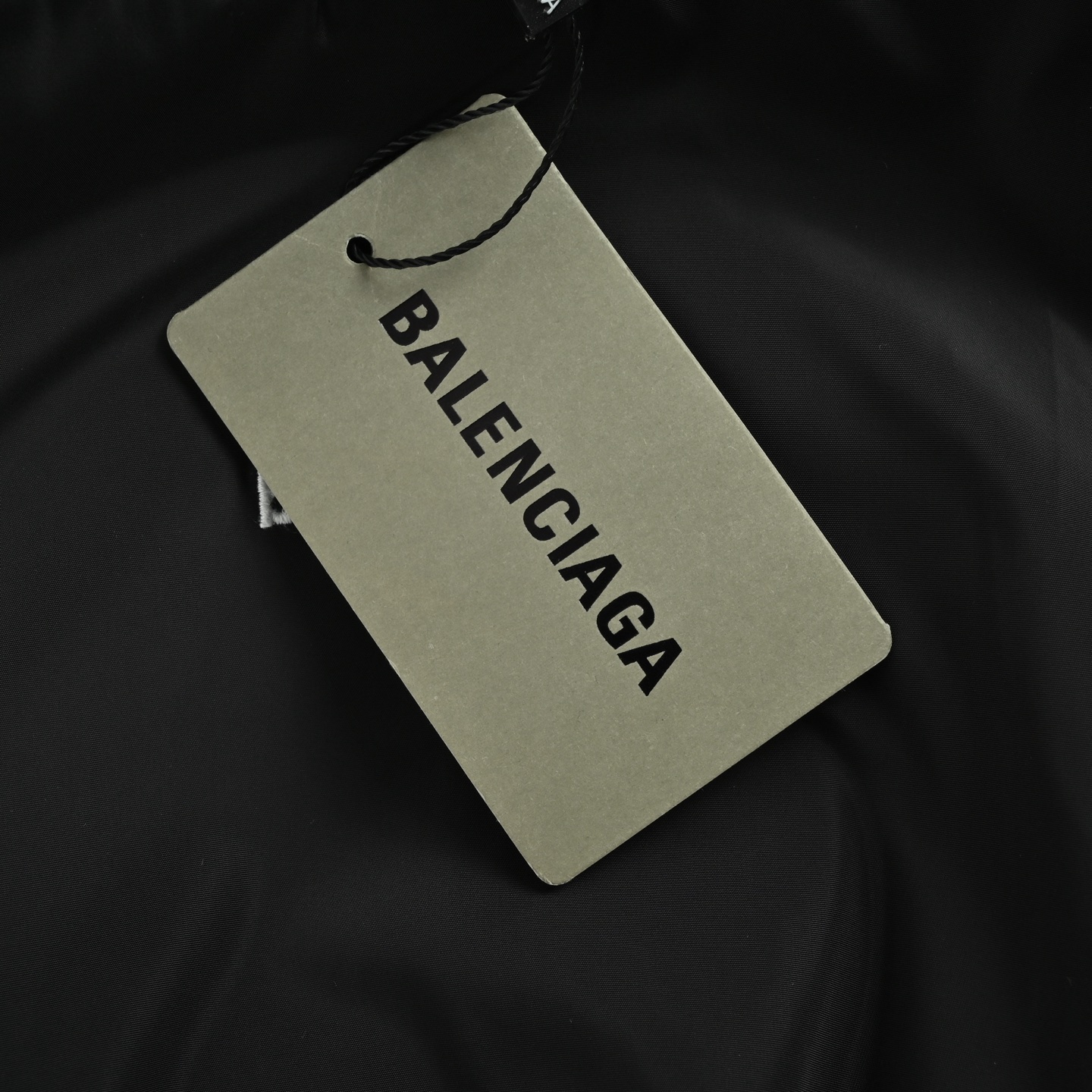 Balenciaga/巴黎世家 滑雪羊羔绒连帽冲锋衣