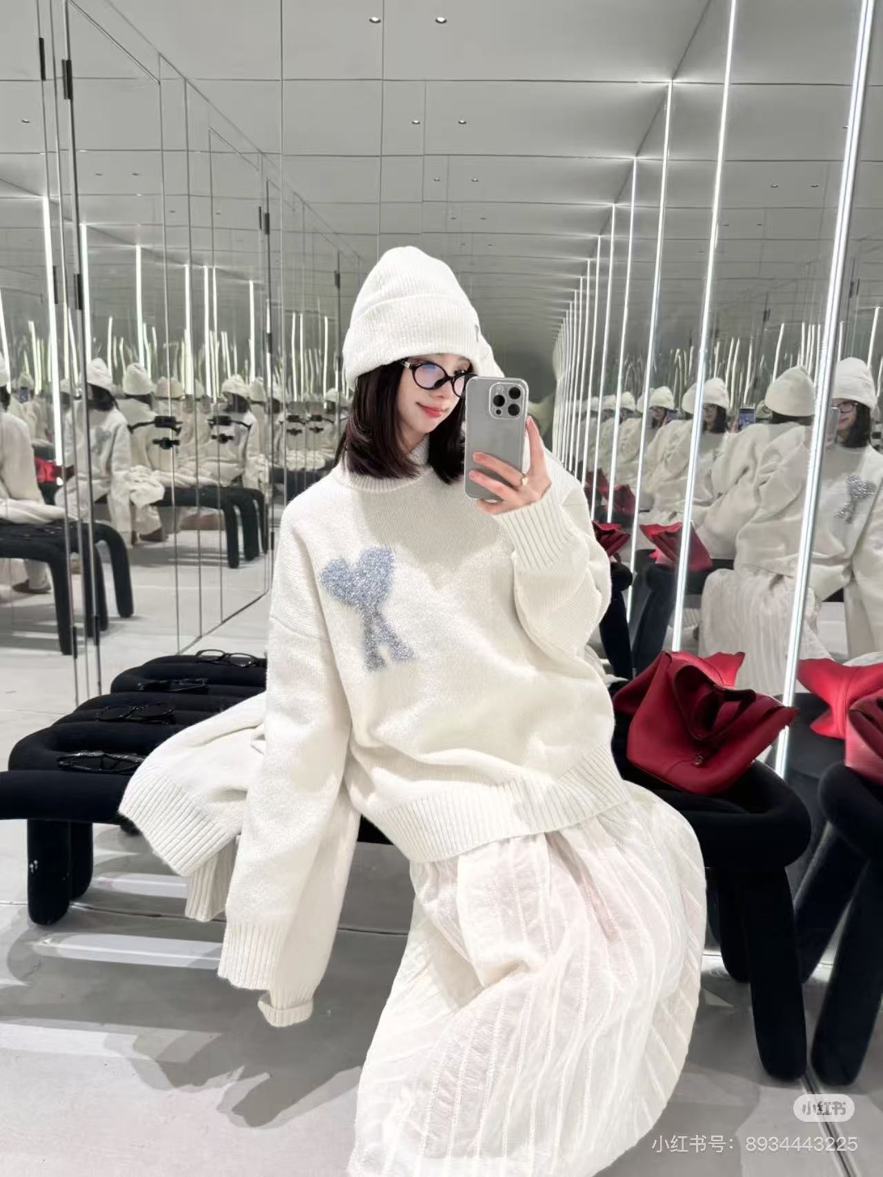 #Ami 25Fw 银线爱心logo圆领毛衣上身效果