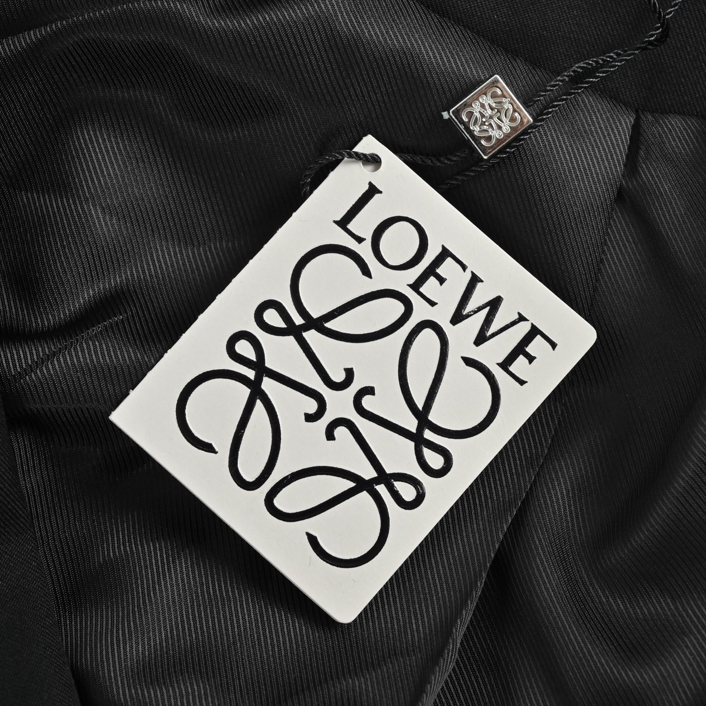 Loewe/罗意威 下摆褶皱短款夹克外套