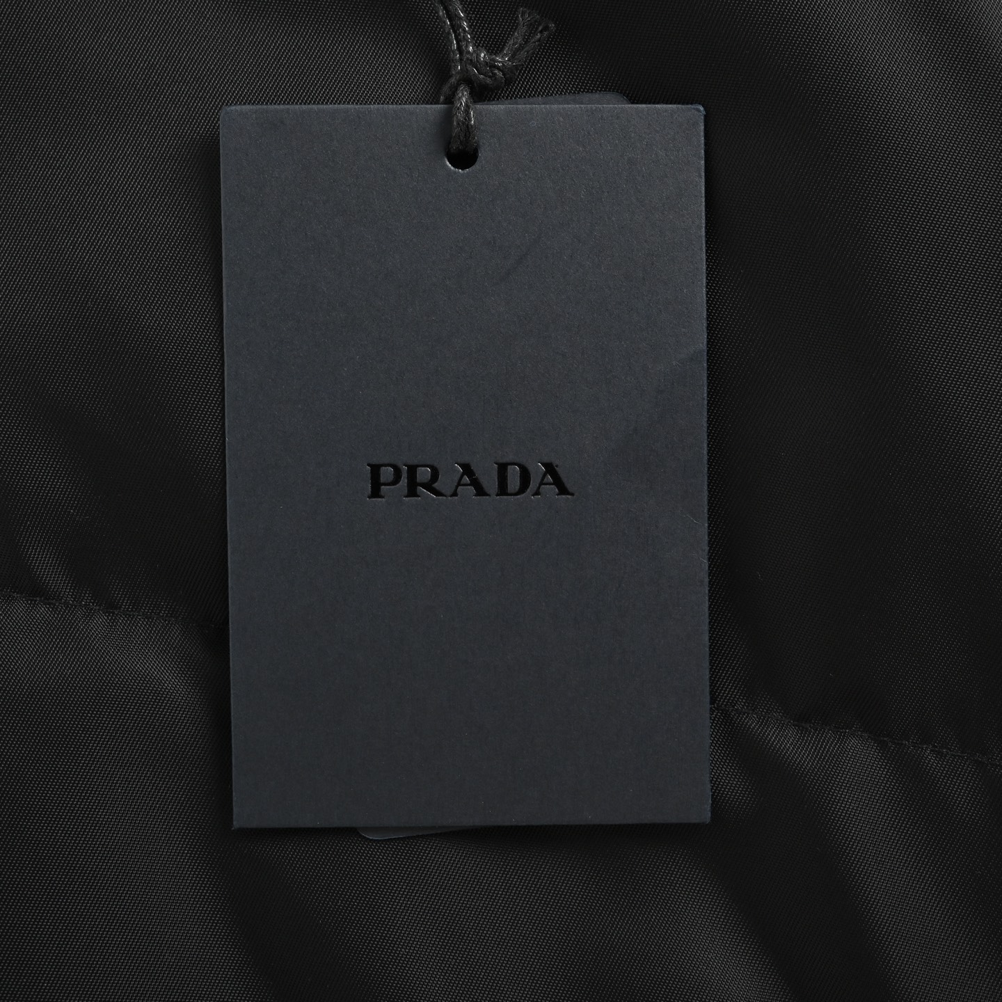 Prada/普拉达 尼龙拉链口袋撞色立领羽绒服