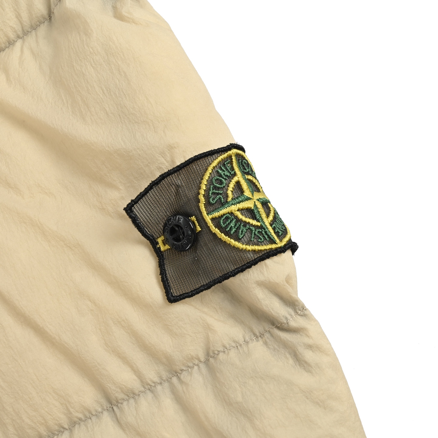Stone Island/石头岛 24Fw 网纱岛标羽绒服