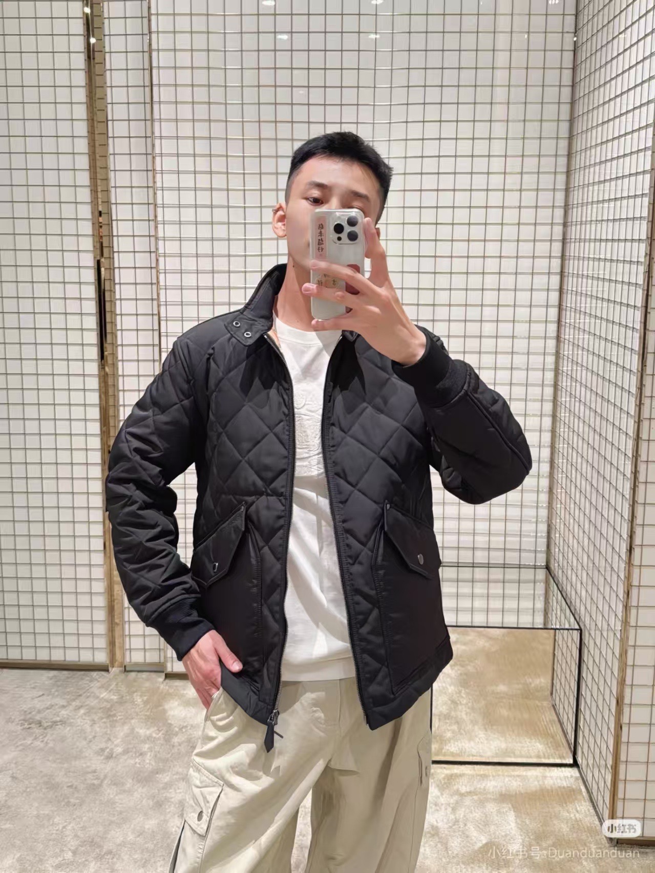 #Burberry/巴宝莉 菱格绗缝立领棉服外套上身效果