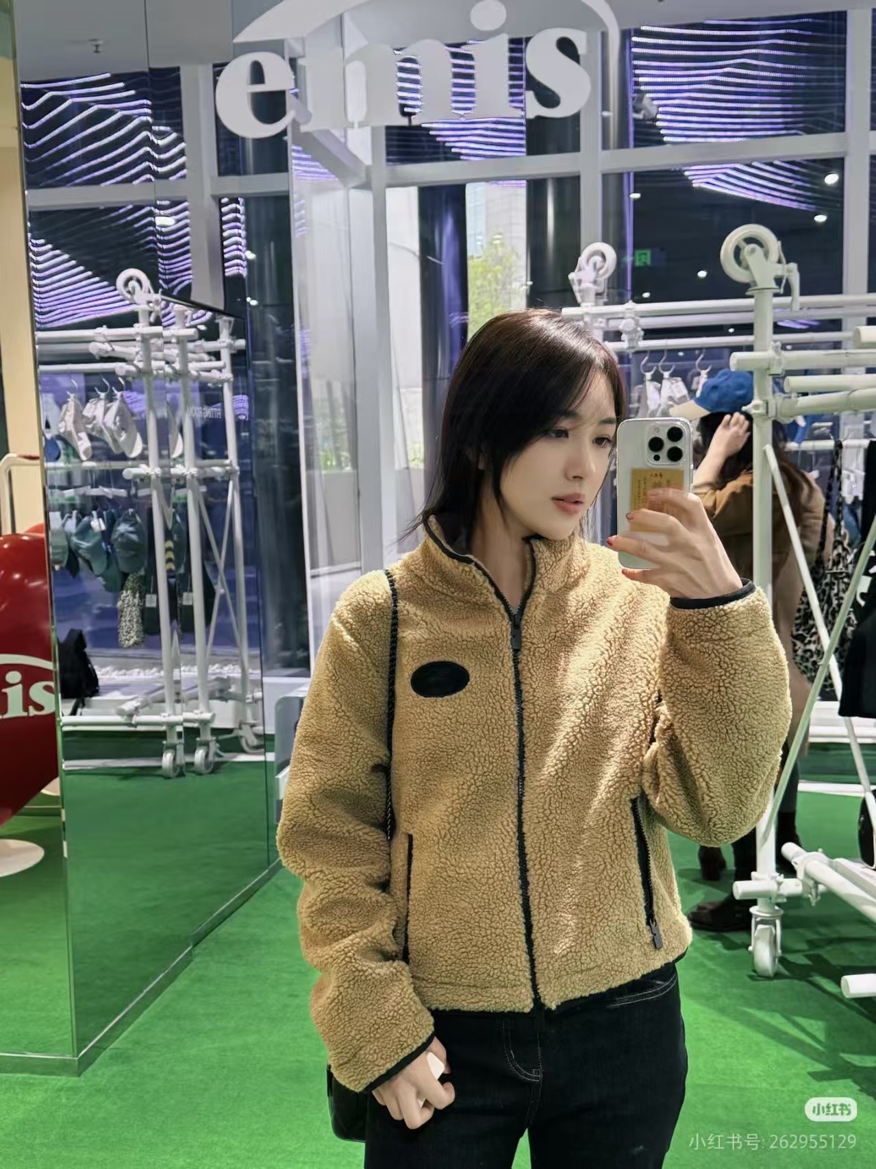 #Burberry/巴宝莉 羊羔绒外套上身效果