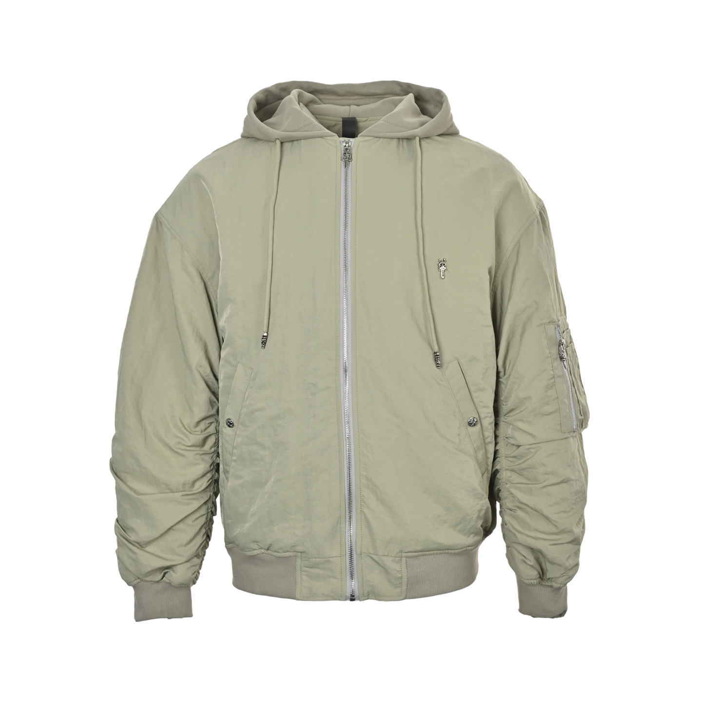 本地自取: Chrome Hearts/克罗心25Fw重工刺绣五金棉服 采用订色订染面料,手感舒适 进口面料进行制作,厚度加厚,有垂感又有轮廓型,上身就是一个舒适 对微胖身型包容性强,穿上瞬间瘦五斤! 前幅后幅刺绣五金元素# 刺绣 进口田岛高密度重工刺绣工艺 字体立体 五金配件定制配件 衣身加入成衣洗水加软元素处理,更大大增加了服装的质感!里布采用人丝定制里布! 下摆 宽松收口 双层面料 收口效果好 精致锁边 颜色: 黑色 绿色