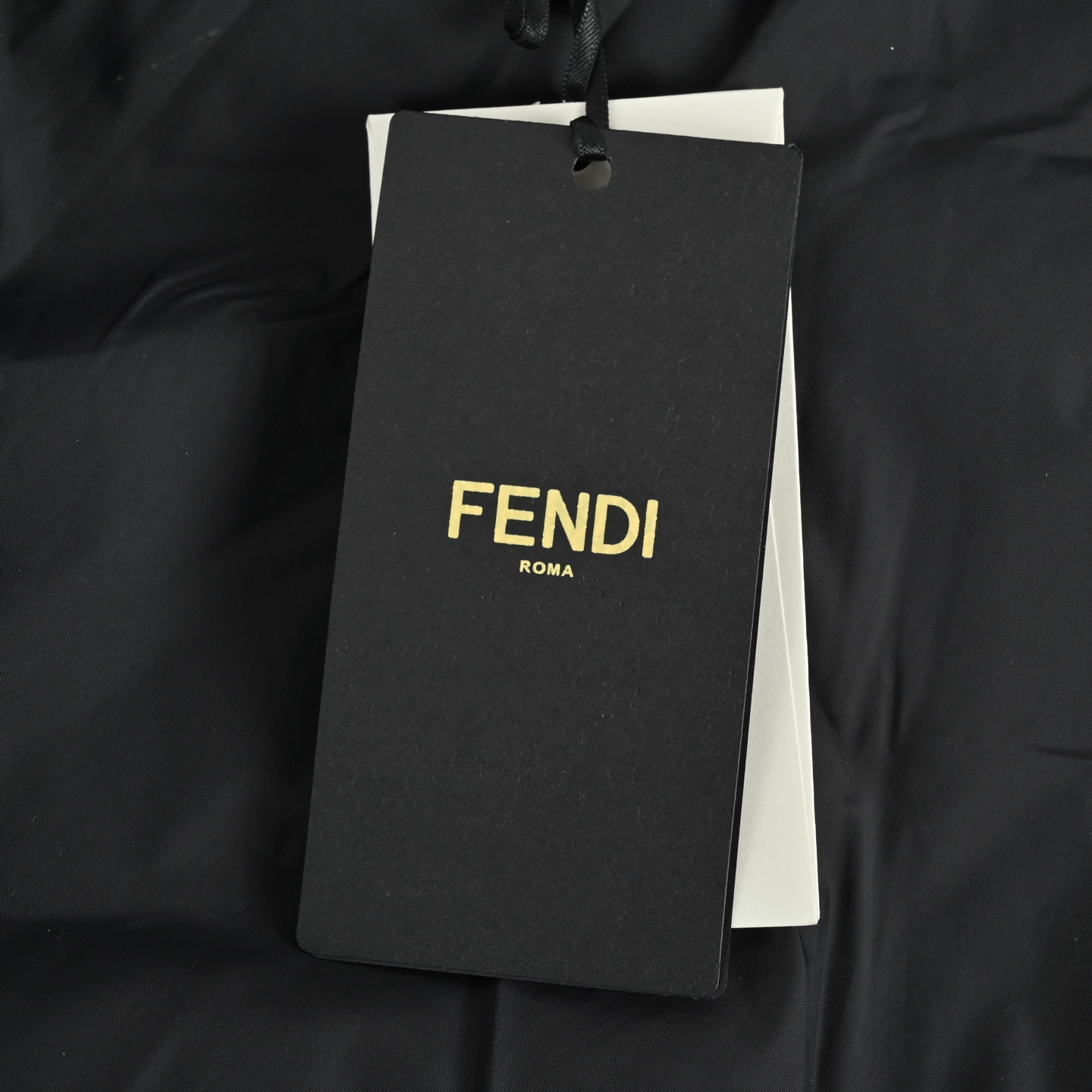 Fendi/芬迪 FF压花尼龙连帽羽绒服