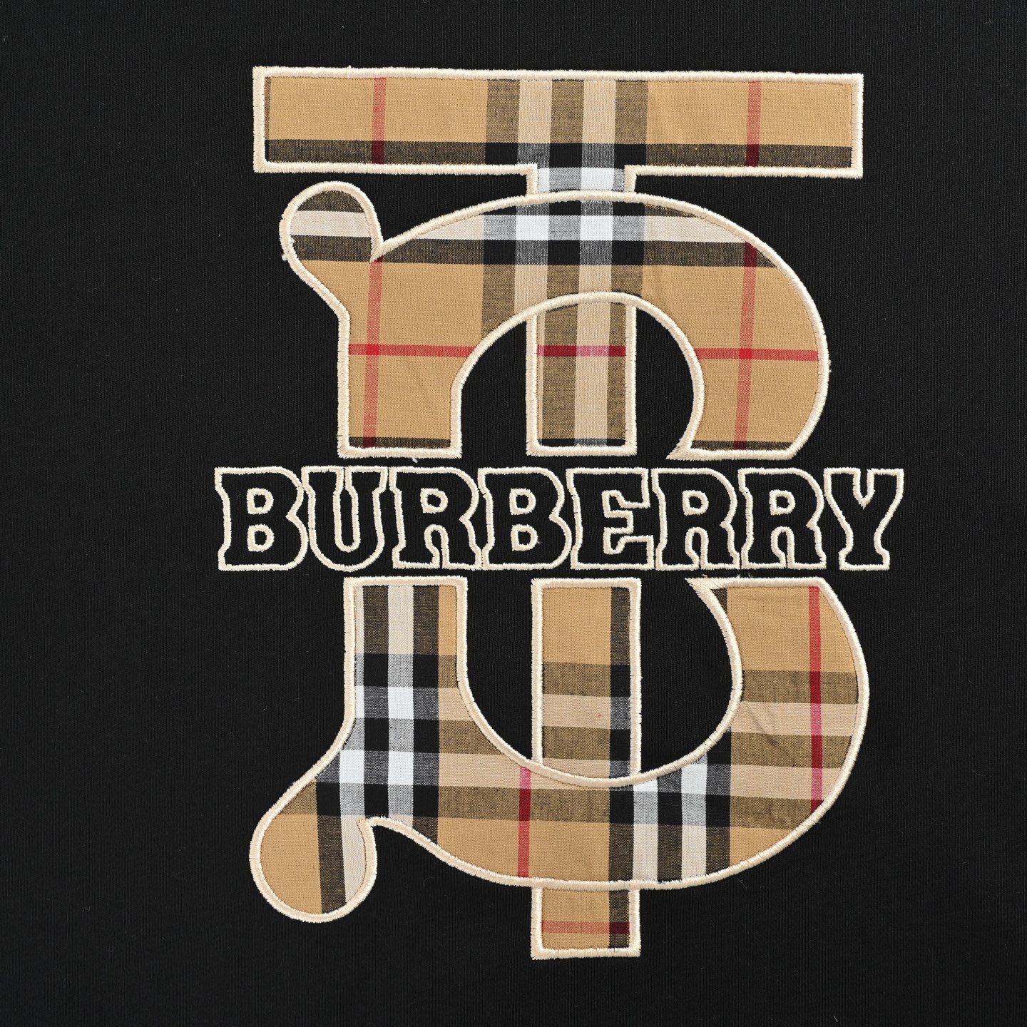Bueberry/巴宝莉 25Fw 格纹贴布TB字母刺绣圆领卫衣