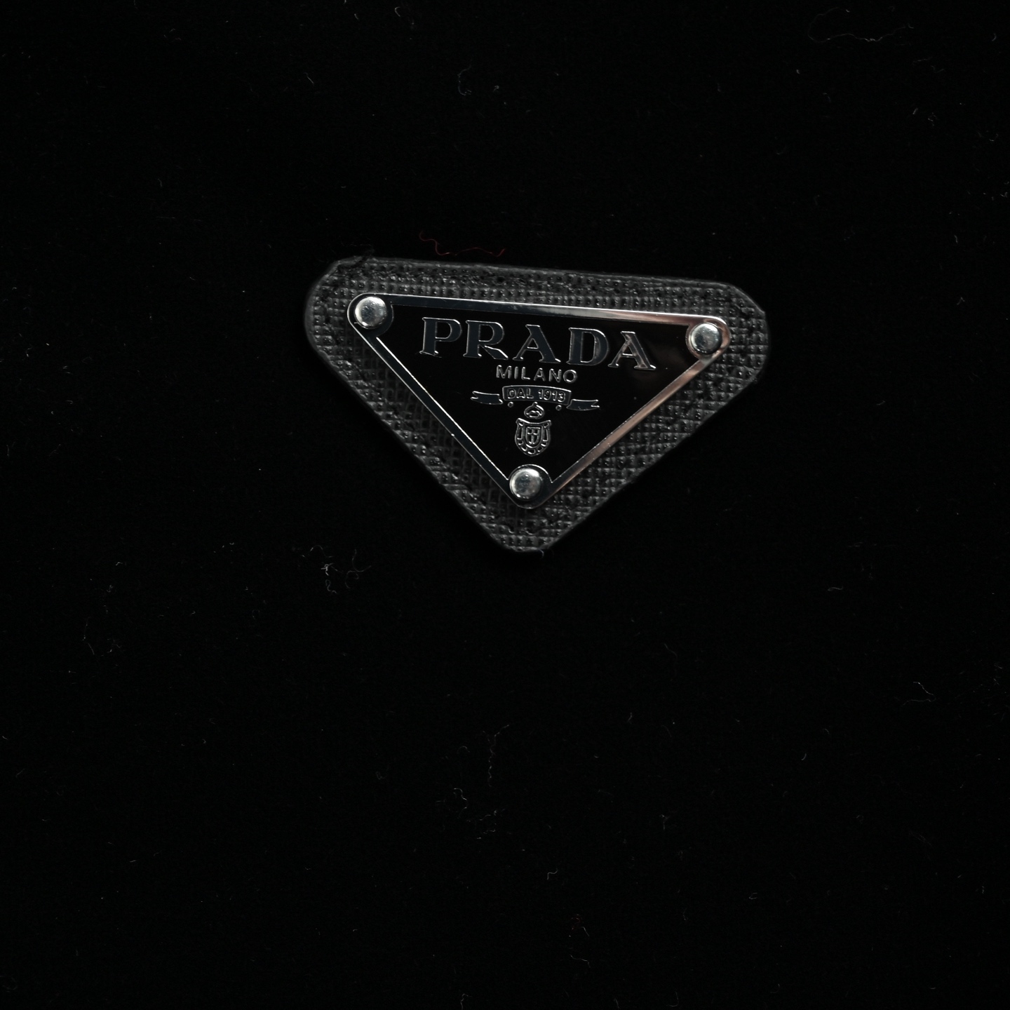 Prada/普拉达 25Fw 三角标丝绒夹克外套