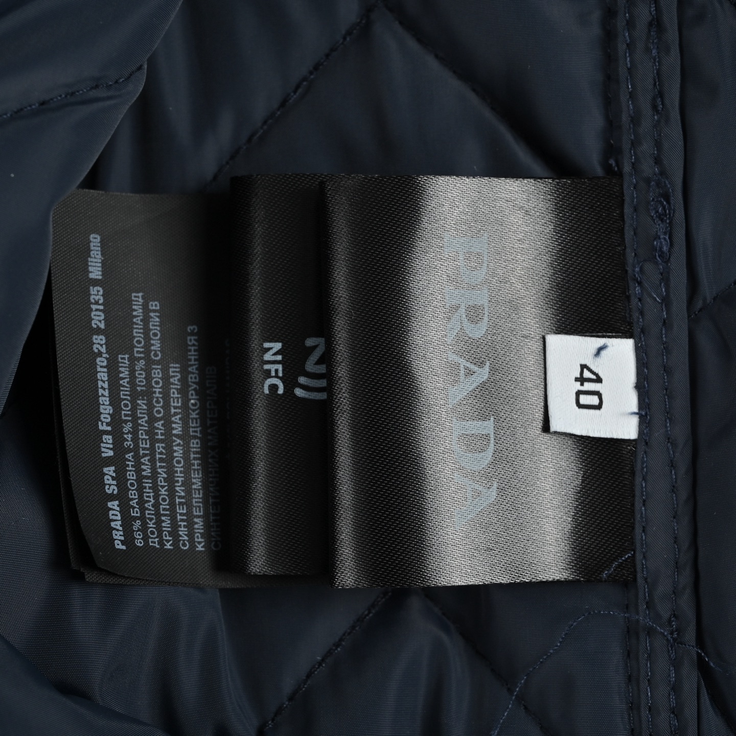 Prada/普拉达 菱格轻薄连帽棉服