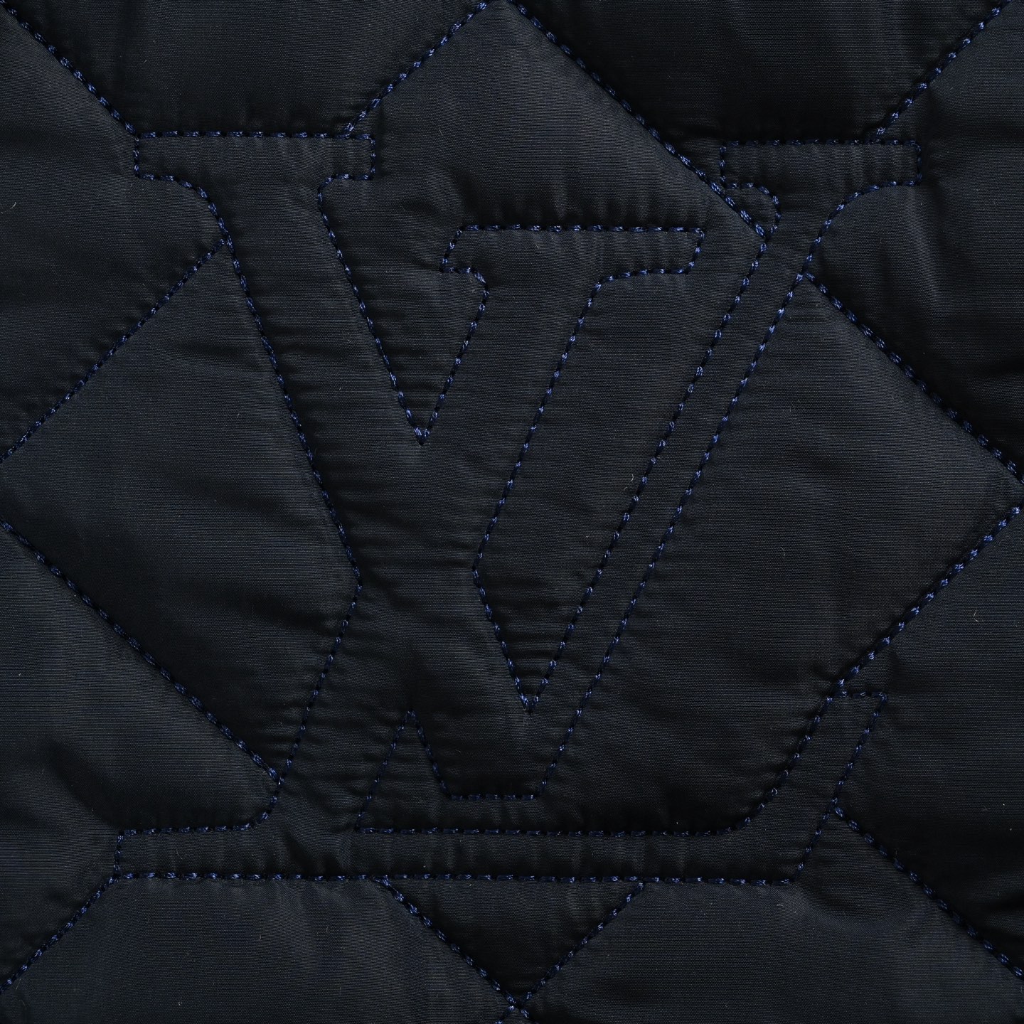 Louis Vuitton/路易威登 25Fw 菱形老花绗缝棉服外套