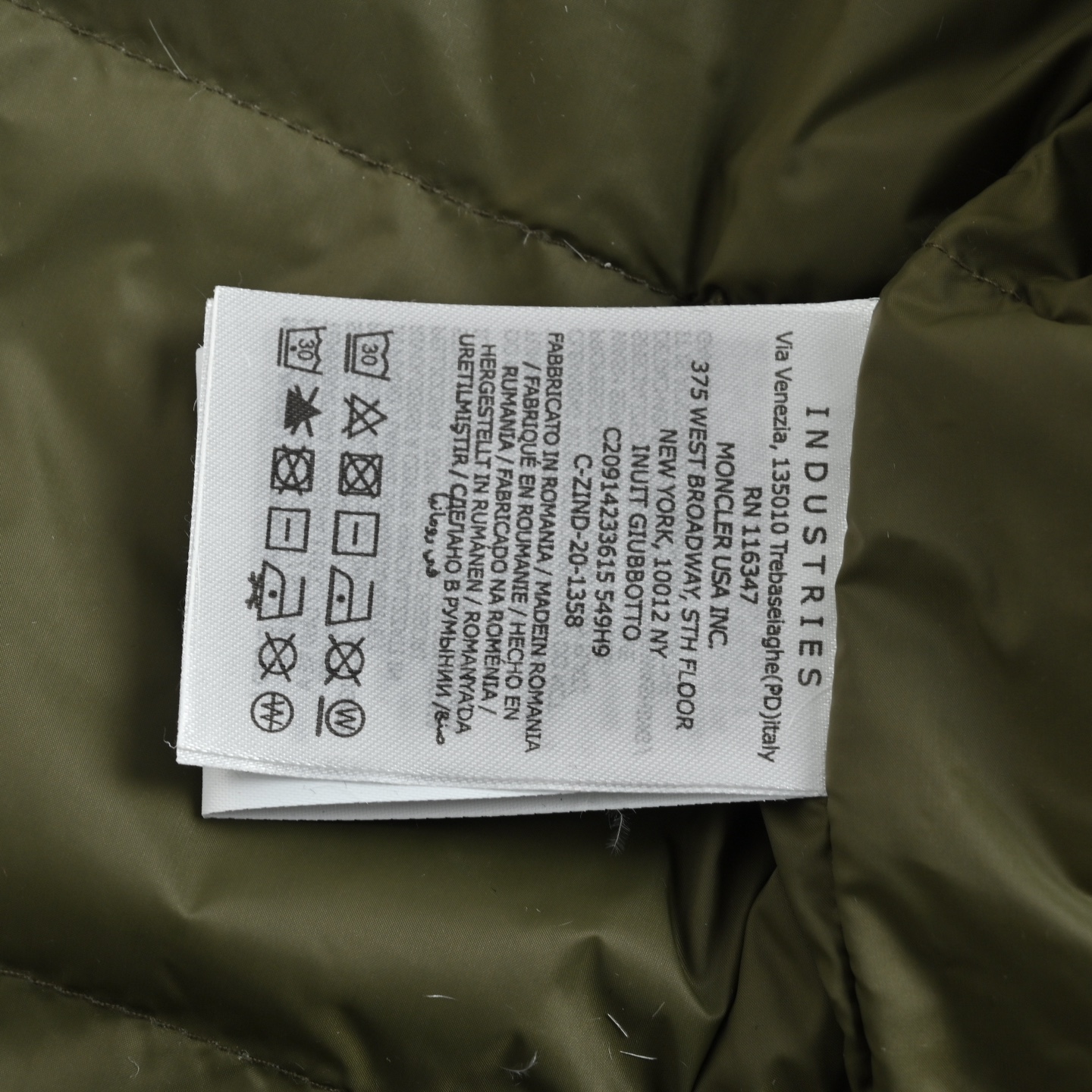 Moncler/蒙口 小标立领羽绒服