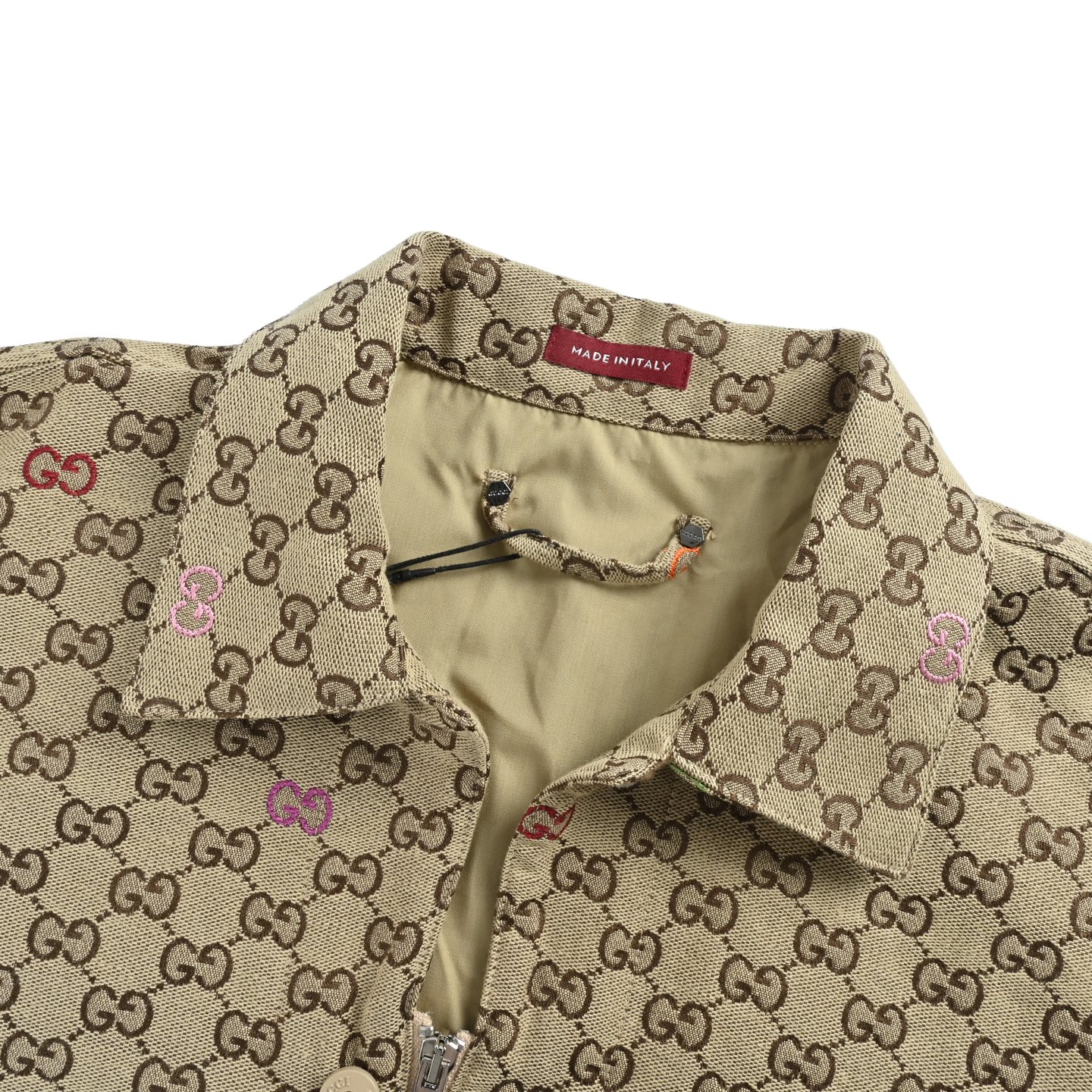 Gucci/古驰 25Fw GG彩色刺绣满印提花帆布拉链夹克外套 Gucci GG提花夹克-Chinese UA Cheap High Quatity Brand Clothes Bags handbags Sneakers wholesale wholesaler seller from China Factory suppliers Fashion Clothing Shoes best Quality Beautiful Price Gucci/古驰 25Fw GG彩色刺绣满印提花帆布拉链夹克外套 Gucci GG提花夹克