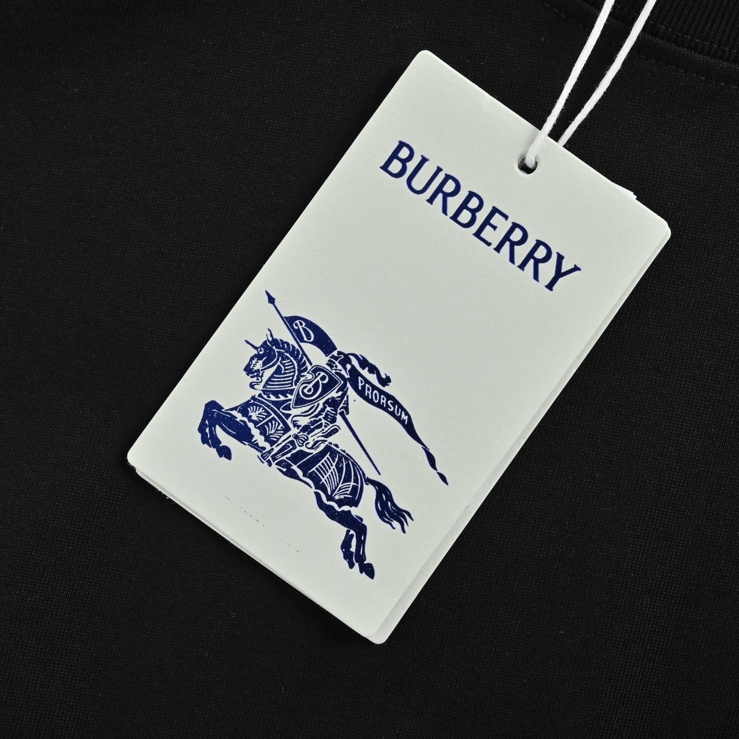 Burberry/巴宝莉 25Fw胸前战马长袖 黑色 白色