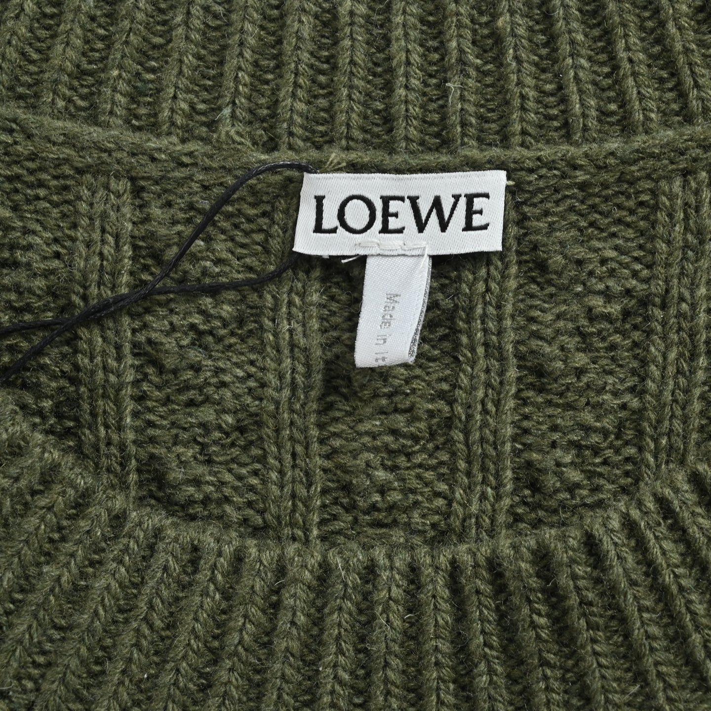Loewe/罗意威 Anagram 麻花编织毛衣 定织定染重磅丝光羊毛浮雕针织毛料