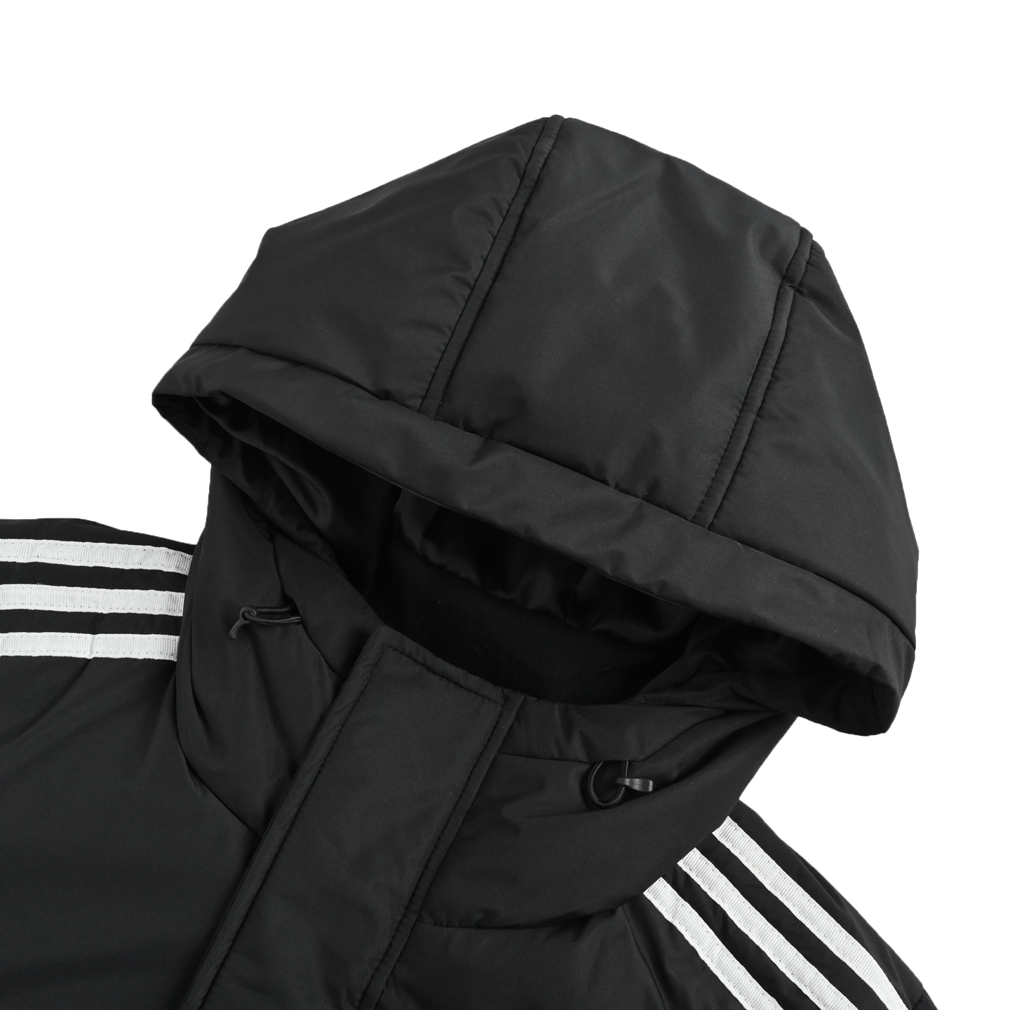 本地自取:💰450
Adidas/阿迪达斯 男女情侣款连帽羽绒服
超级保暖效果贼好,今年冬天一定冷 充绒量足 让这个冬天不在冷了 上身效果非常好 整个身体都保暖了 80%白鸭绒 20%羽毛 锁绒效果好 不拽绒 门襟双道压线 品质看得 任何人都驾驭 衣服胸前经典小Logo经久不衰 柜品质 厚实又保暖 冬天一件足够 做工精细 内里车工走线非常工整 但是这款在保暖上绝对不输给任何羽绒服 它能牢牢锁住温度 长款的造型 温暖到脚脖 女士最爱这样的款式 舒适柔软的用料 贴身透气吸汗 喜欢长款的情侣一定不要错过这款羽绒服 自留款 难得一见 一直到年底都有货
Size:S-XL