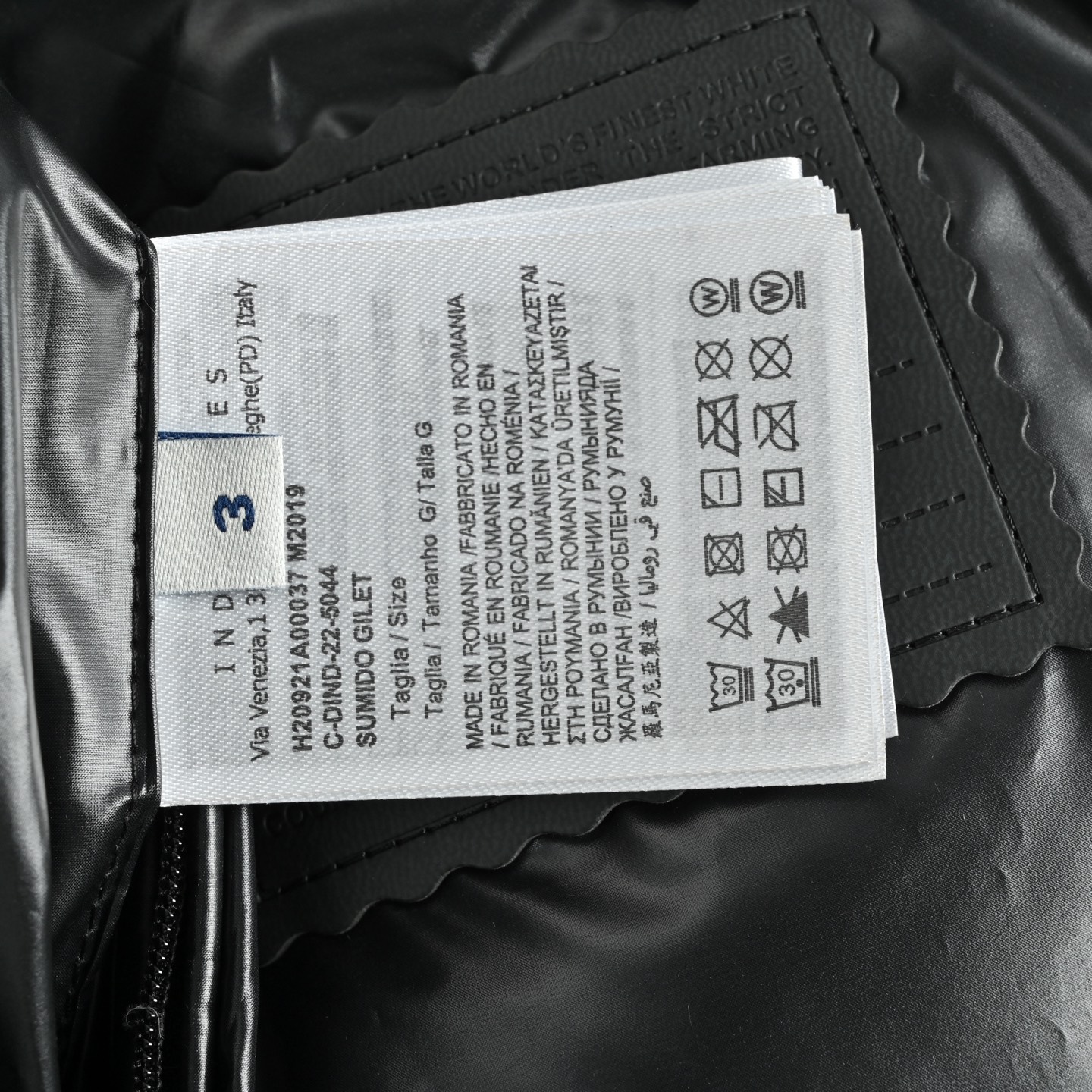 Moncler/蒙口 25F Verone可拆卸双面羽绒服黑色 卡其 米白
