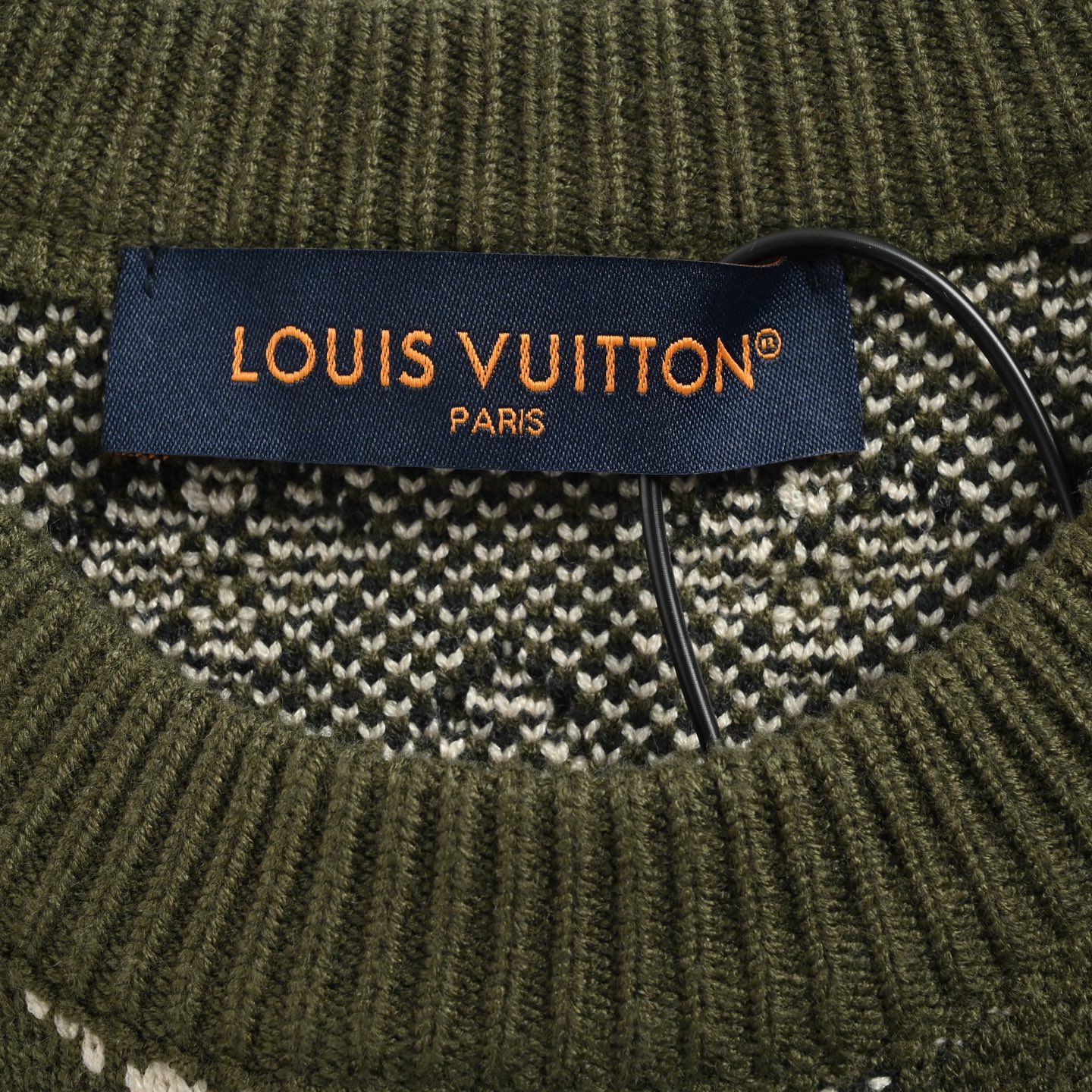Louis Vuitton/路易威登 老花提花迷彩圆领毛衣 LV这款Monogram迷彩针织衫