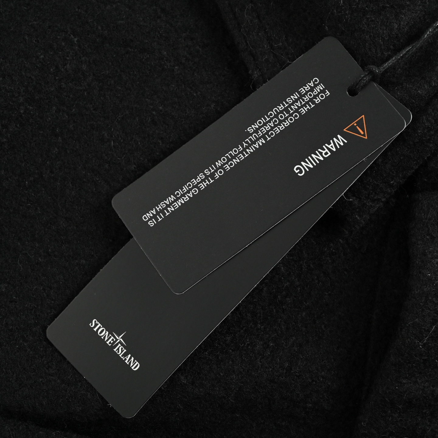 Stone Island/石头岛 毛呢双口袋夹克外套 Stone Island这款黑色灯芯绒夹克