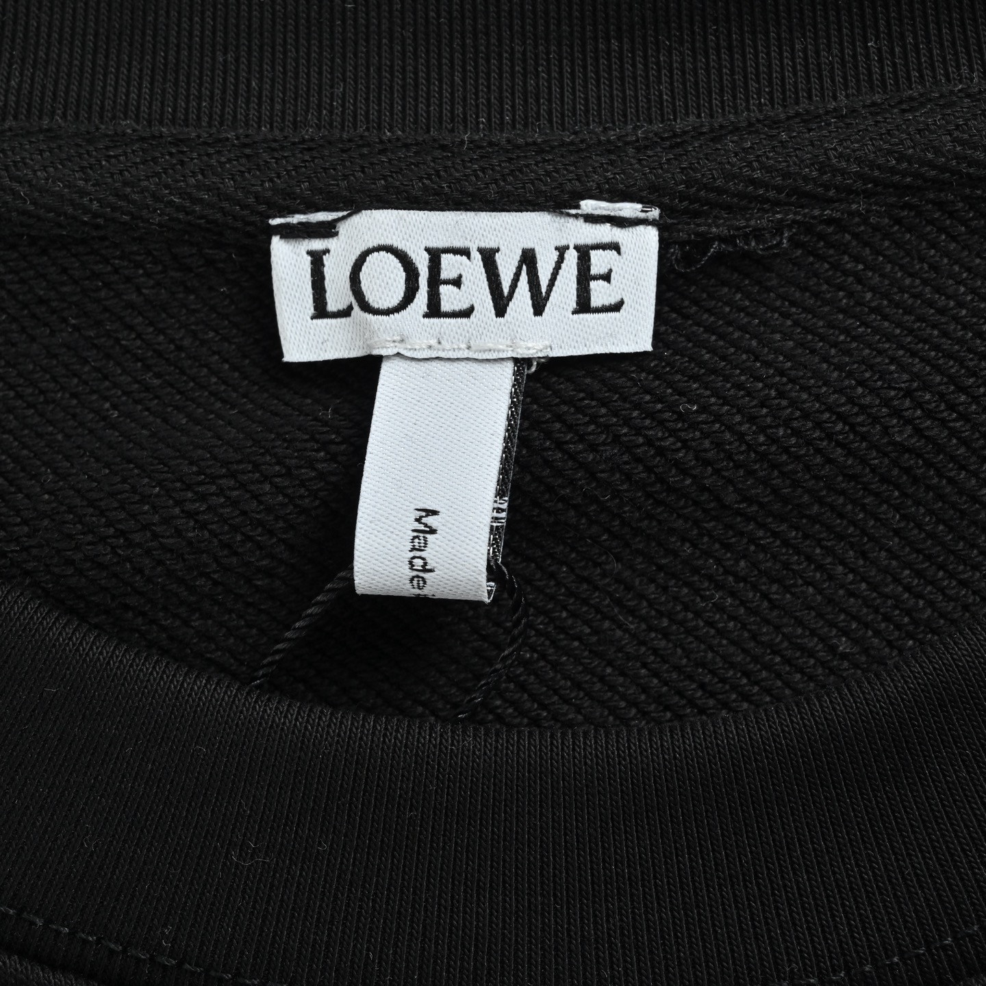 Loewe/罗意威 口袋火焰刺绣圆领卫衣 黑色 白色