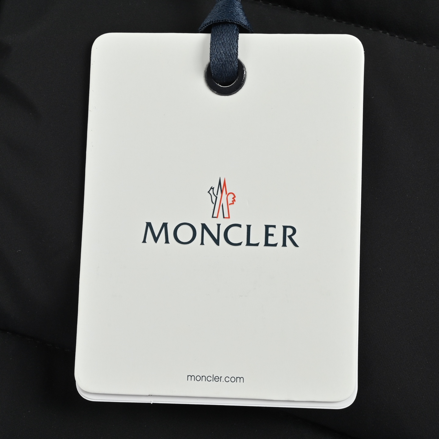 Moncler/蒙口 25Fw 胸前字母连帽羽绒服 黑色 卡其