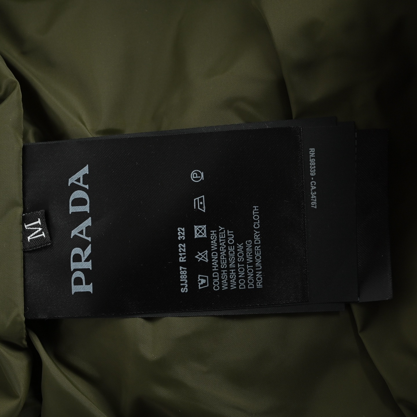 Prada/普拉达 中国限定绿色布标立领羽绒马甲