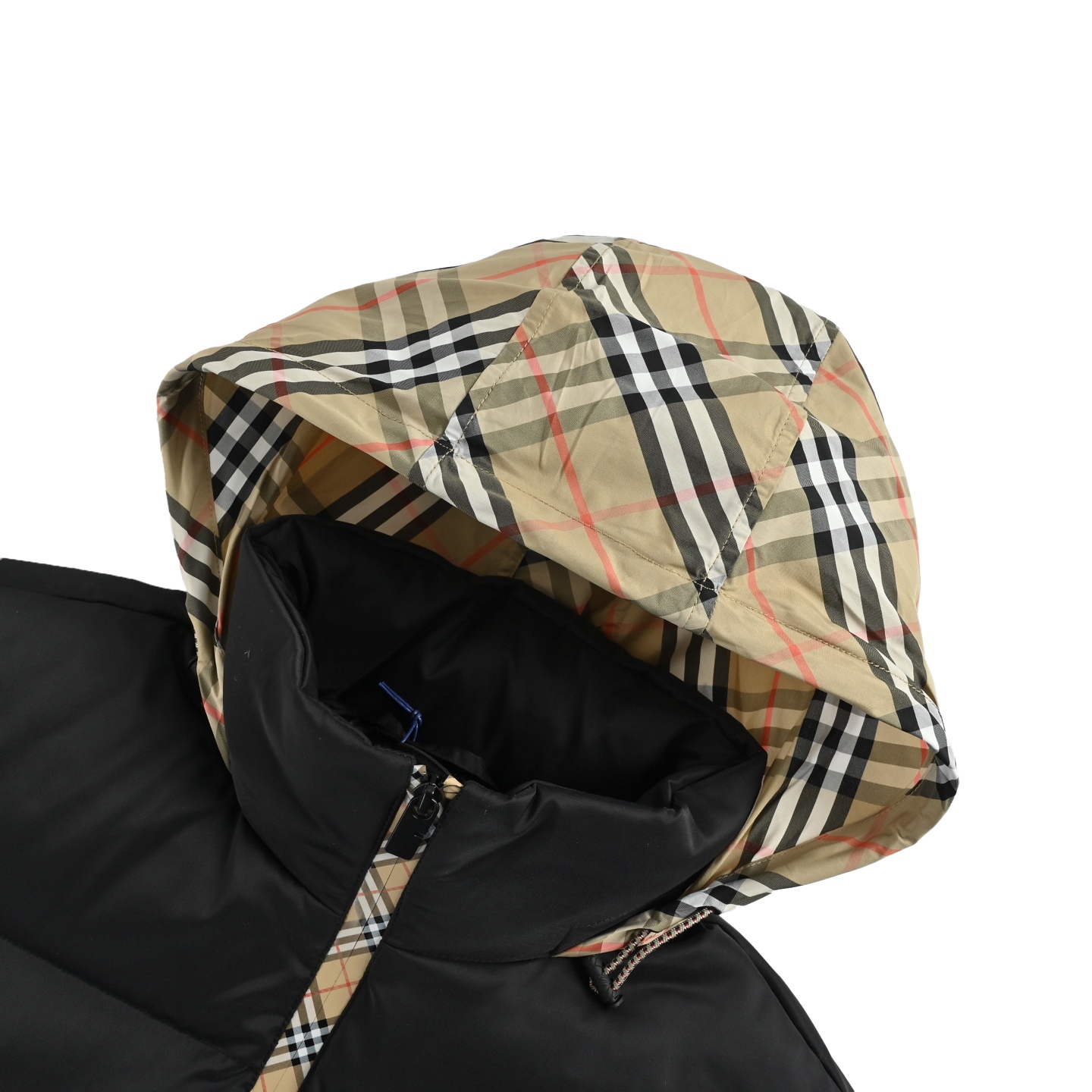 Burberry/巴宝莉 隐藏帽格纹门襟羽绒服 Burberry女款格纹隐藏帽羽绒服