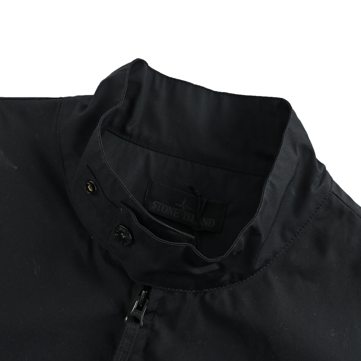 Stone Island/石头岛 幽灵袖标夹克 岛标是黑标领口两个调节扣