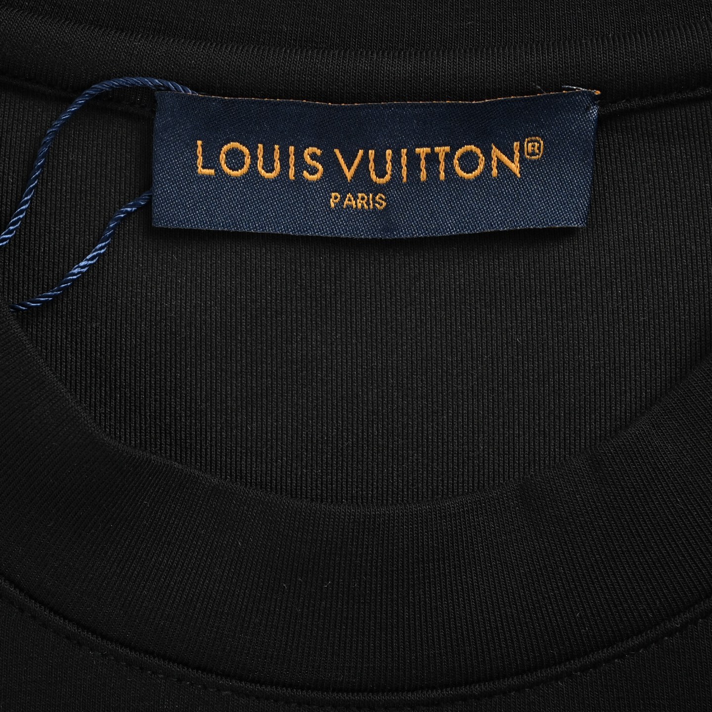LouisVuitton/路易威登25ss 大LOGO植绒满印长袖 黑色 白色
