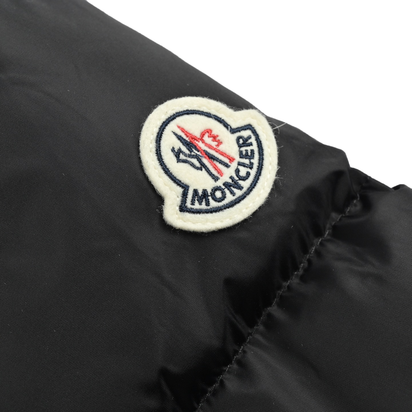 Moncler/蒙口 25Fw 在逃公主二代长款羽绒服 Moncler Chamer羽绒服