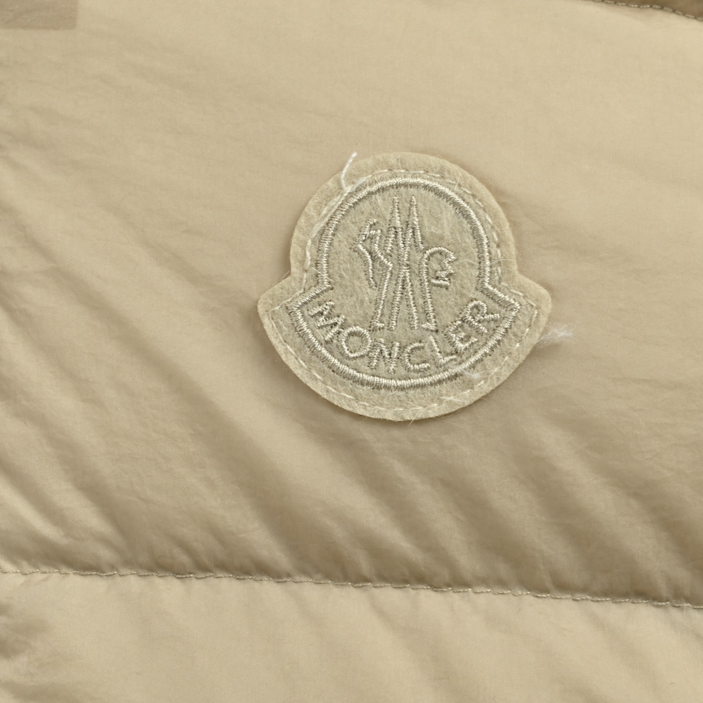 Moncler/蒙口 25Fw 双拉链口袋连帽羽绒服 盟可睐Bivouac连帽羽绒服
